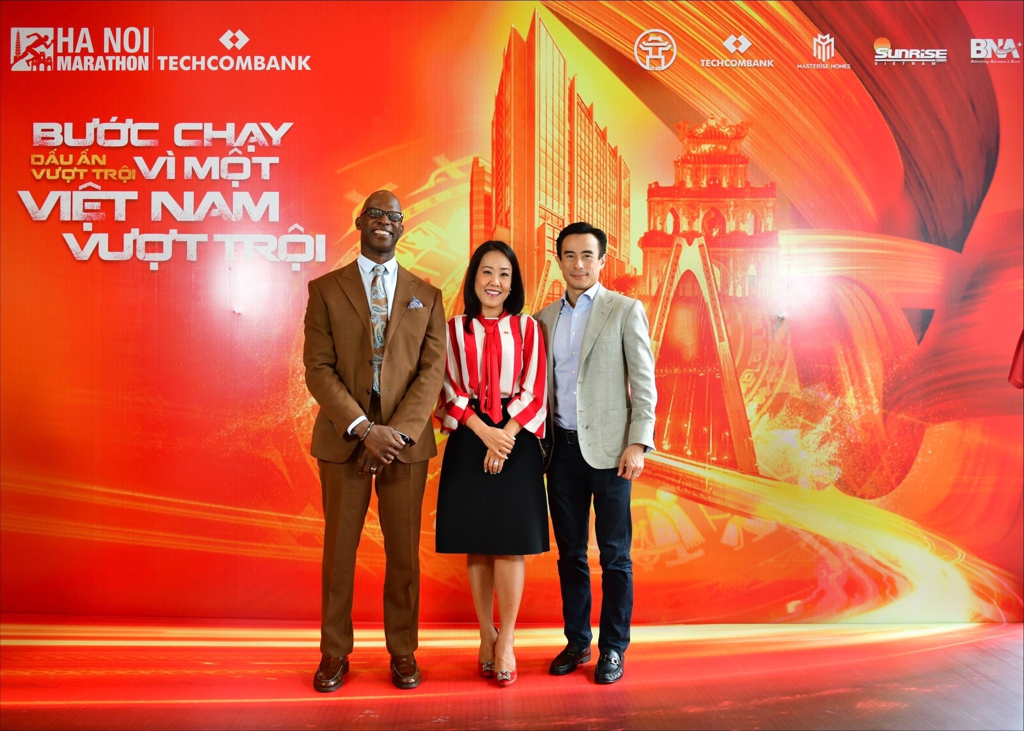 Ha Noi Marathon Techcombank lan dau tien sap dien ra hinh anh