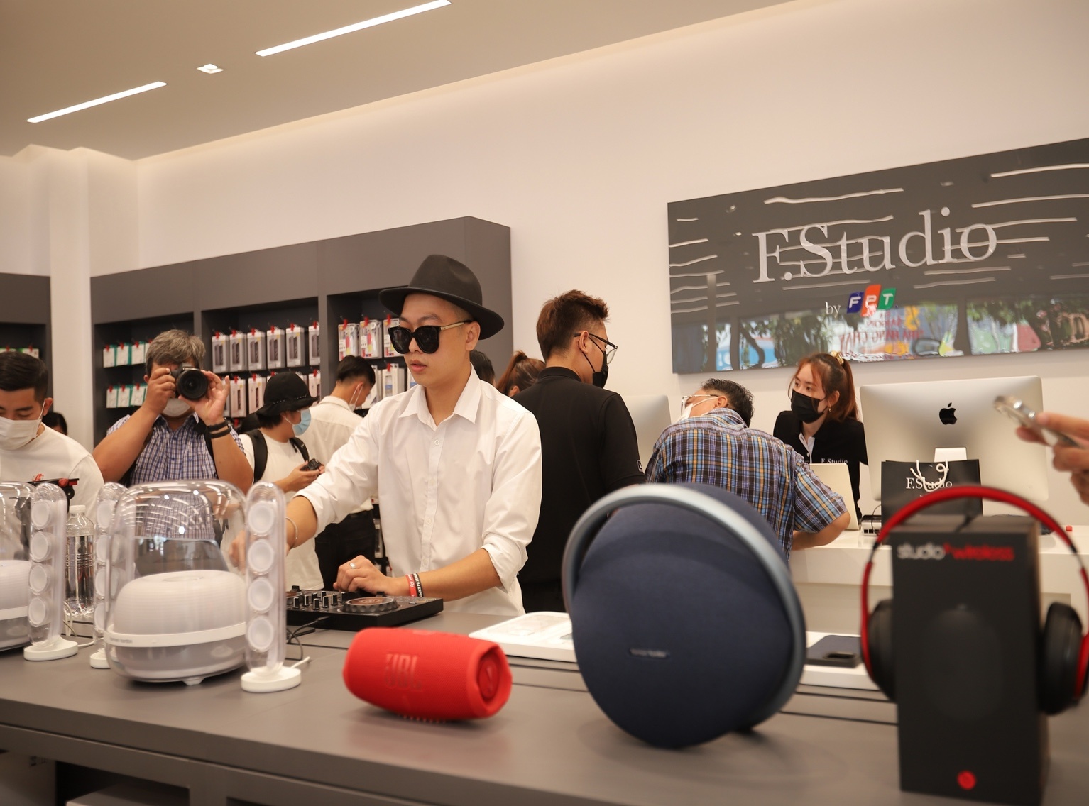 F.Studio by FPT anh 1