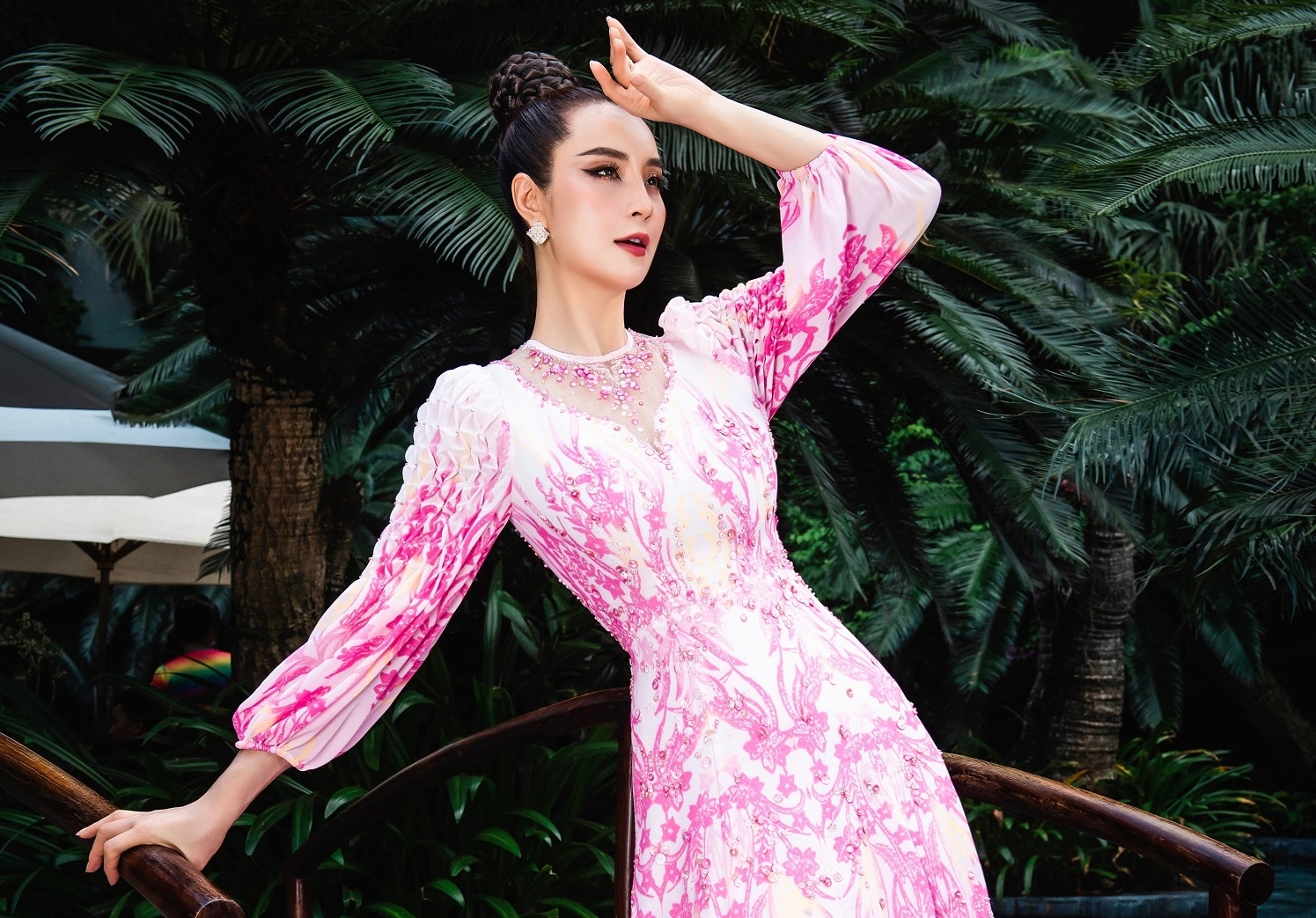 NTK Thoa Tran ra mat bo suu tap thoi trang tien ty hinh anh