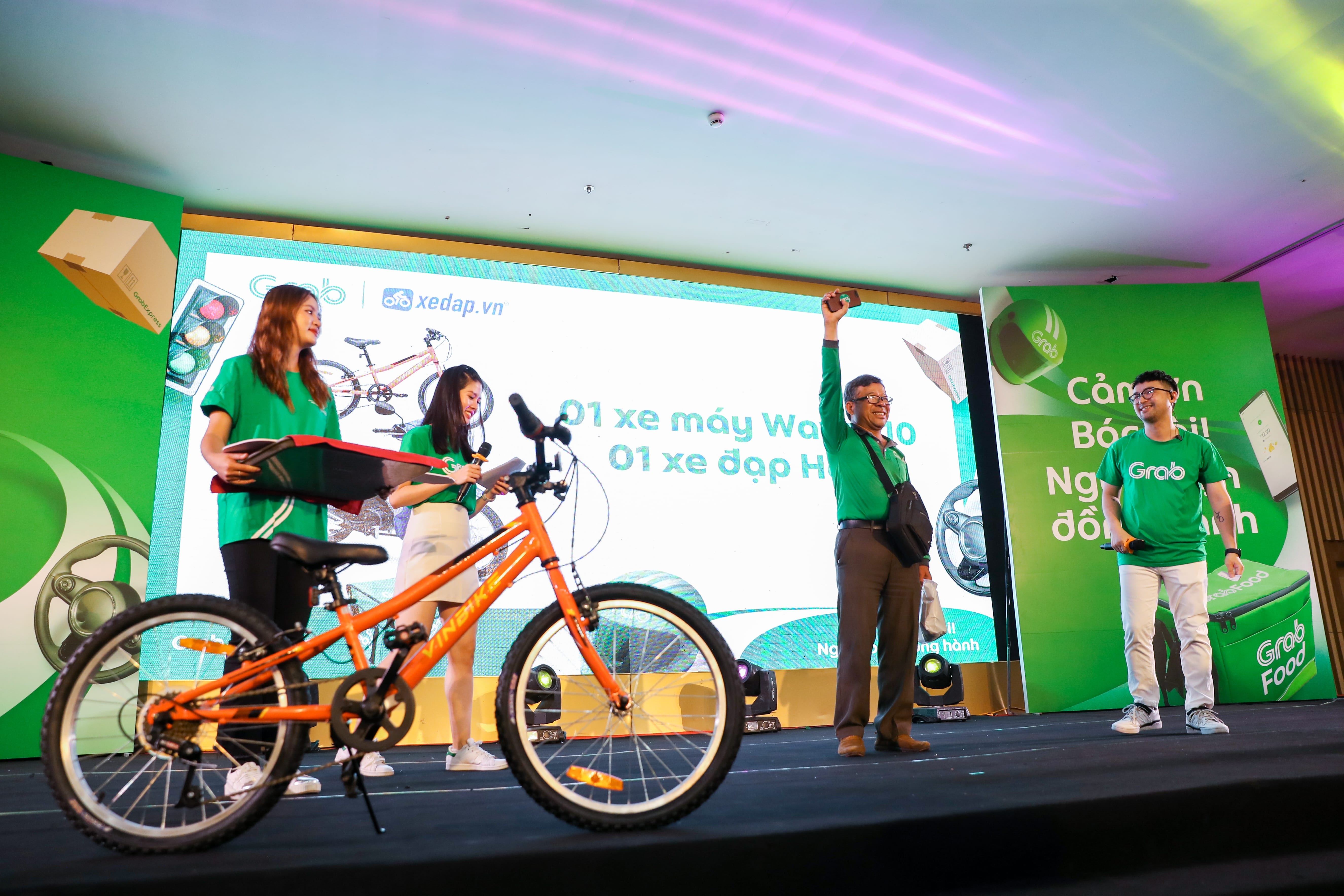 Grab tri an tai xe anh 16