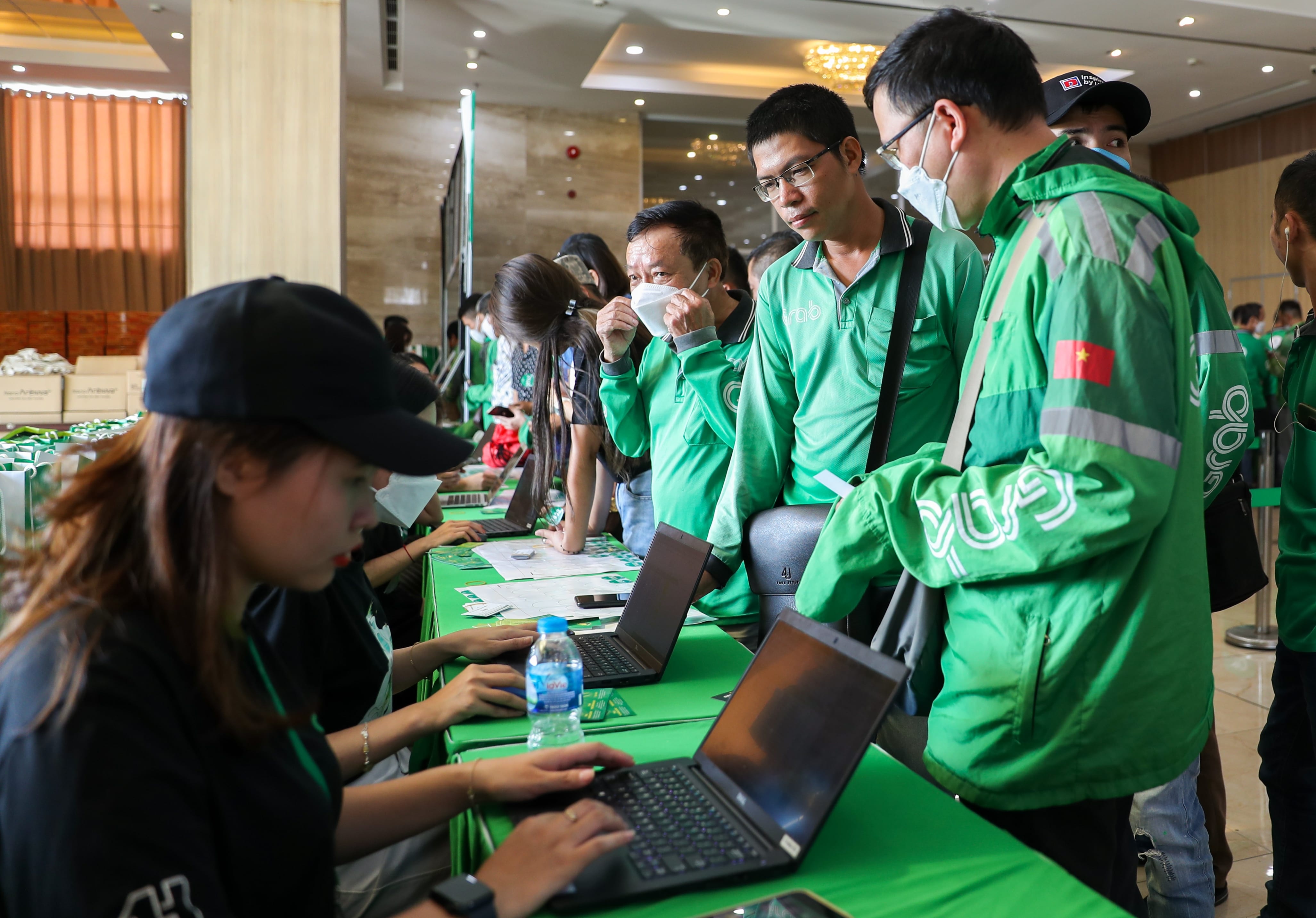 Grab tri an tai xe anh 1