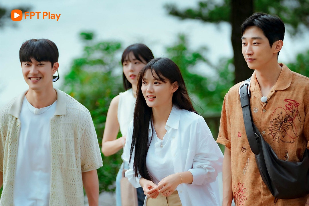 Hau boi du ky,  FPT Play anh 2