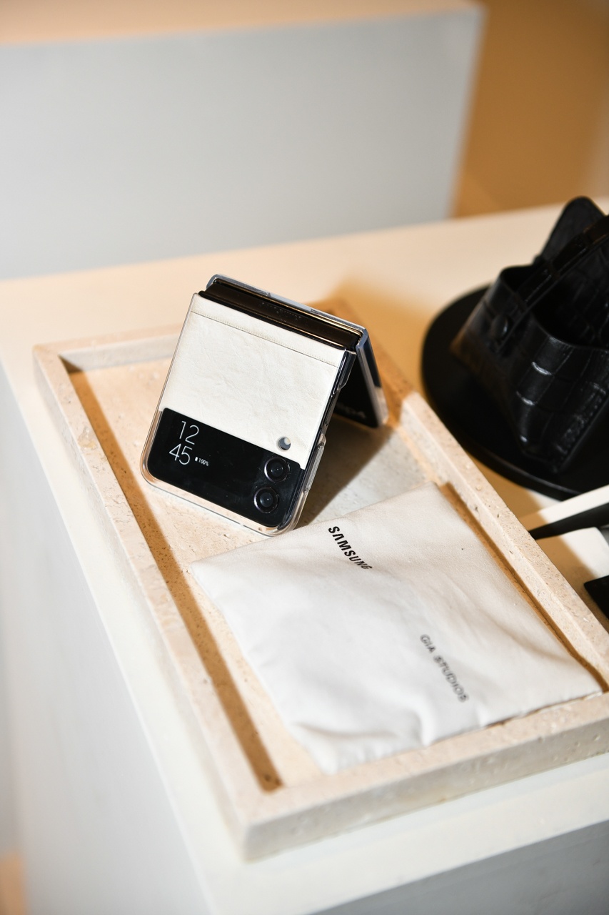 Lam Gia Khang va Samsung anh 2