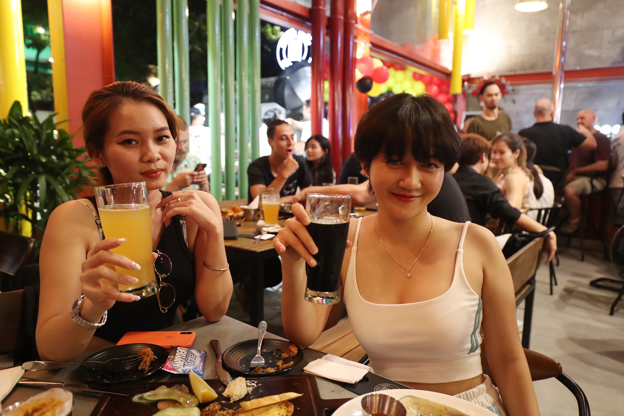 Nhieu trai nghiem thu vi tai taproom moi cua Pasteur Street hinh anh