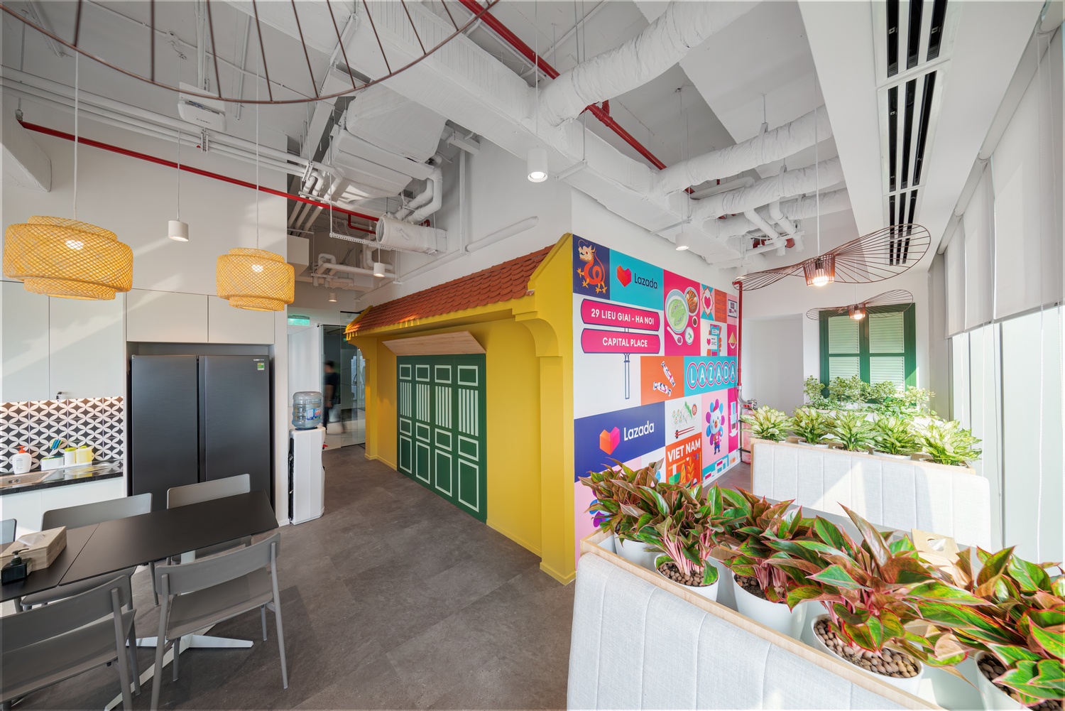 Lazada mo rong dau tu tai Ha Noi voi van phong moi dam chat pho co hinh anh