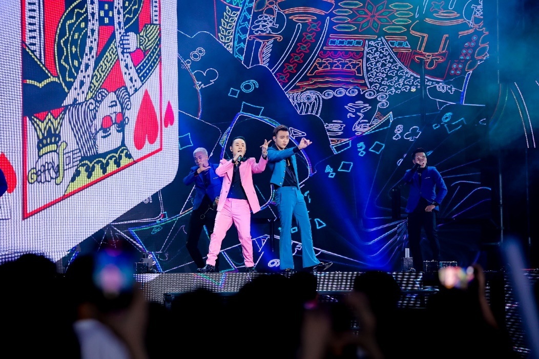 Bin Z cung dan sao Viet hoi tu tai sinh nhat One Mount One Proud hinh anh