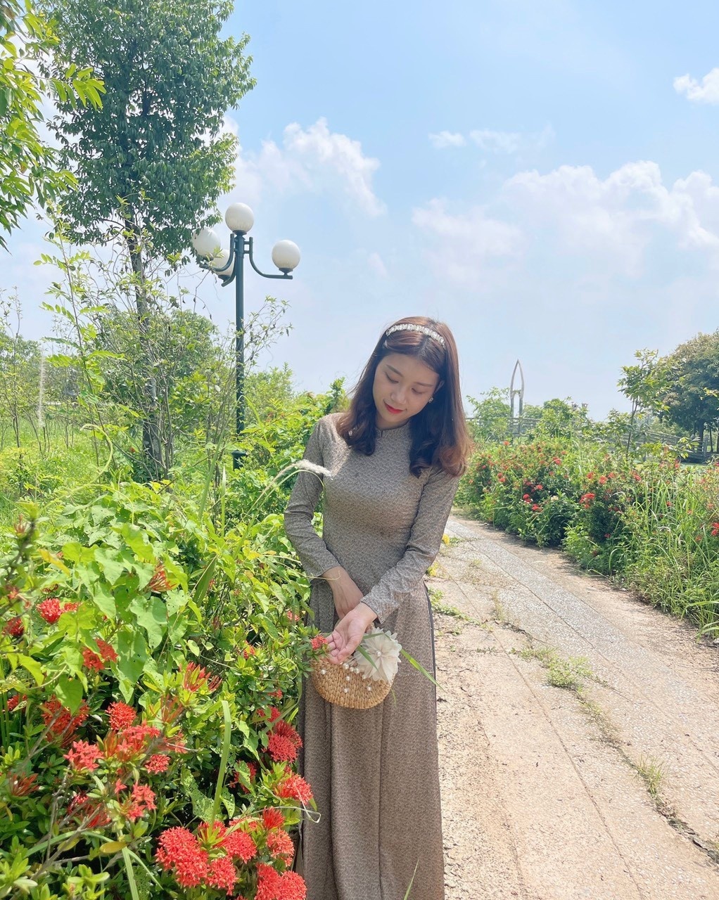 Ao dai Van Oanh anh 5