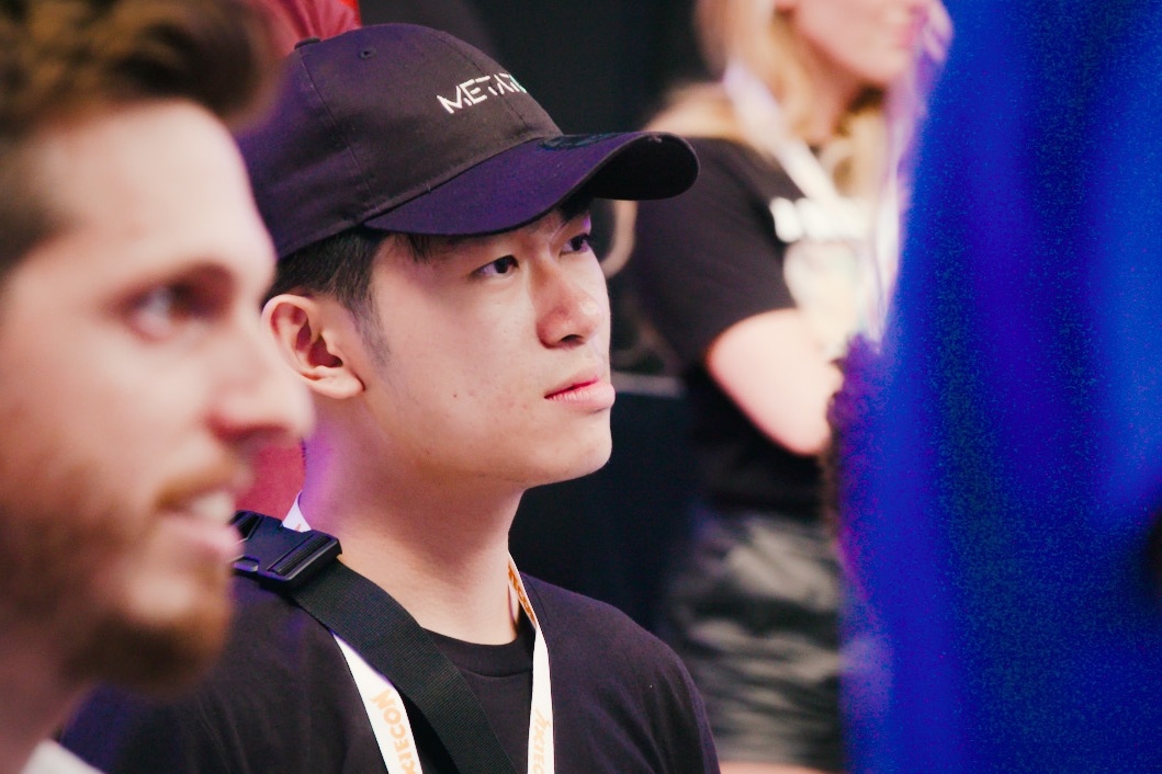 Hanh trinh den dau truong Web3 eSports - AxieCon cua imcute hinh anh