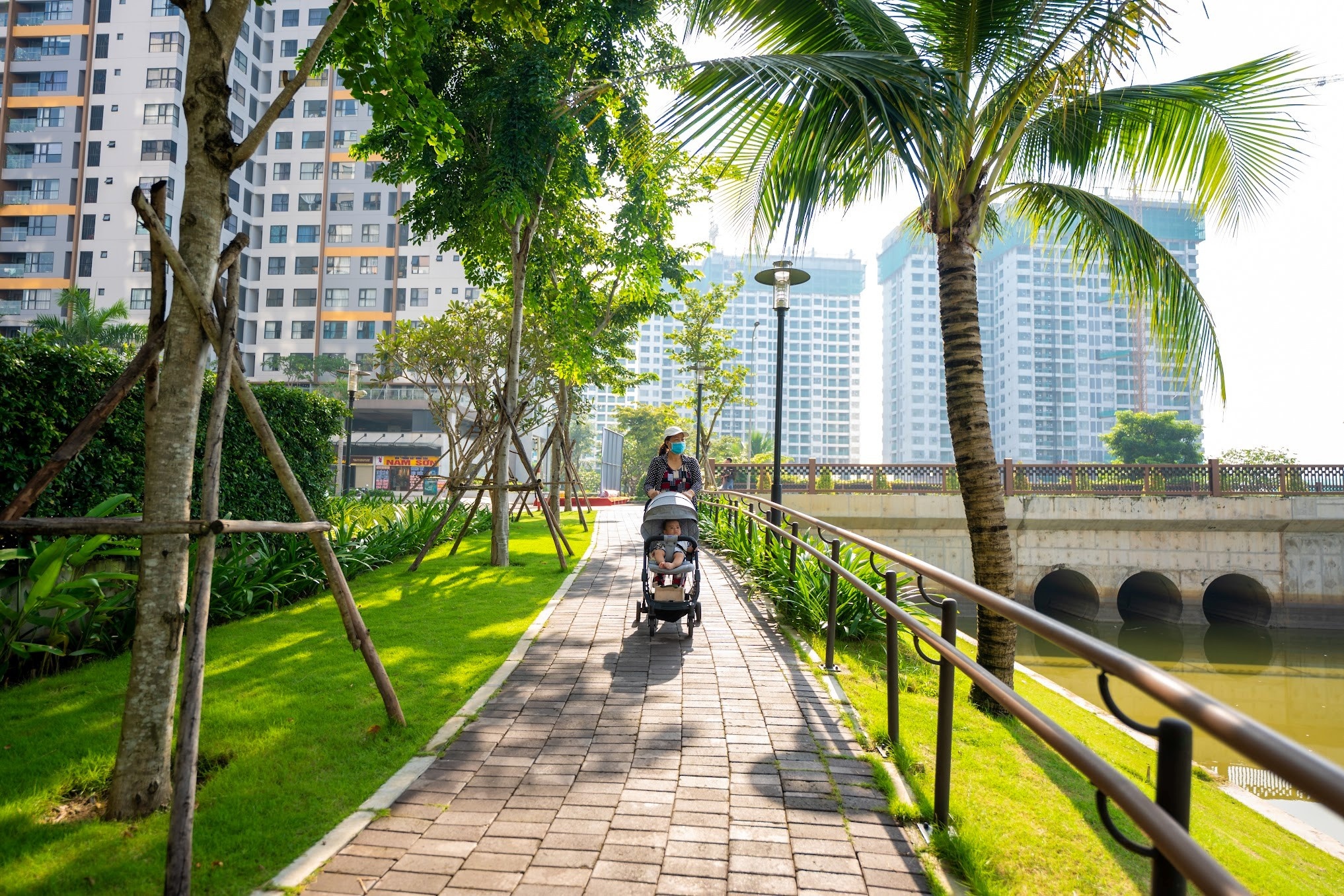 Khu do thi Nam Long song dong duoi ong kinh cu dan hinh anh