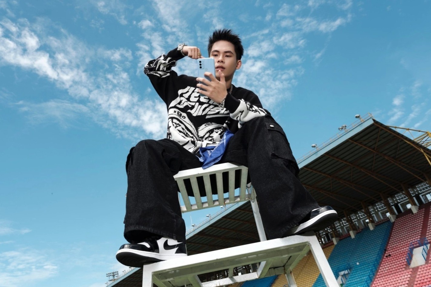 TCL tung bo 3 smartphone, day manh phat trien tai Viet Nam hinh anh