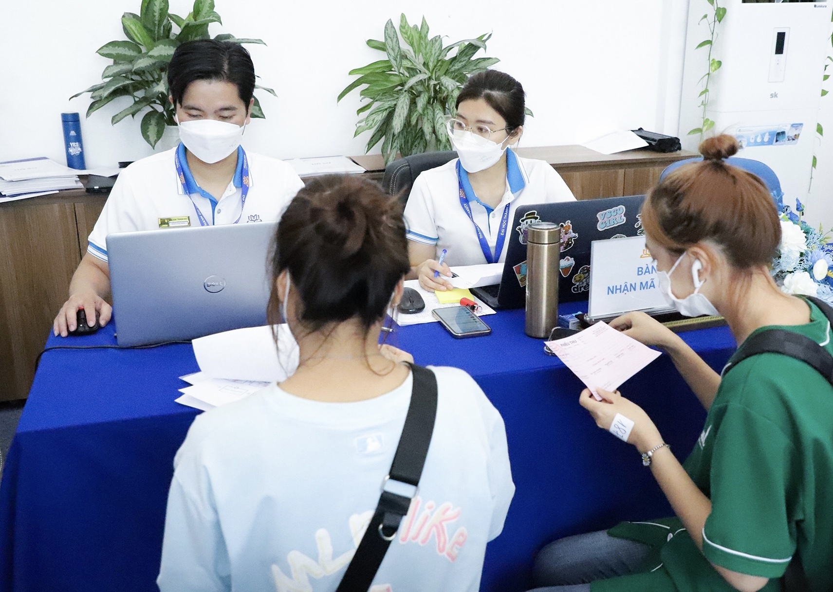 Truong DH Thanh Do ron rang don tan sinh vien nhap hoc hinh anh