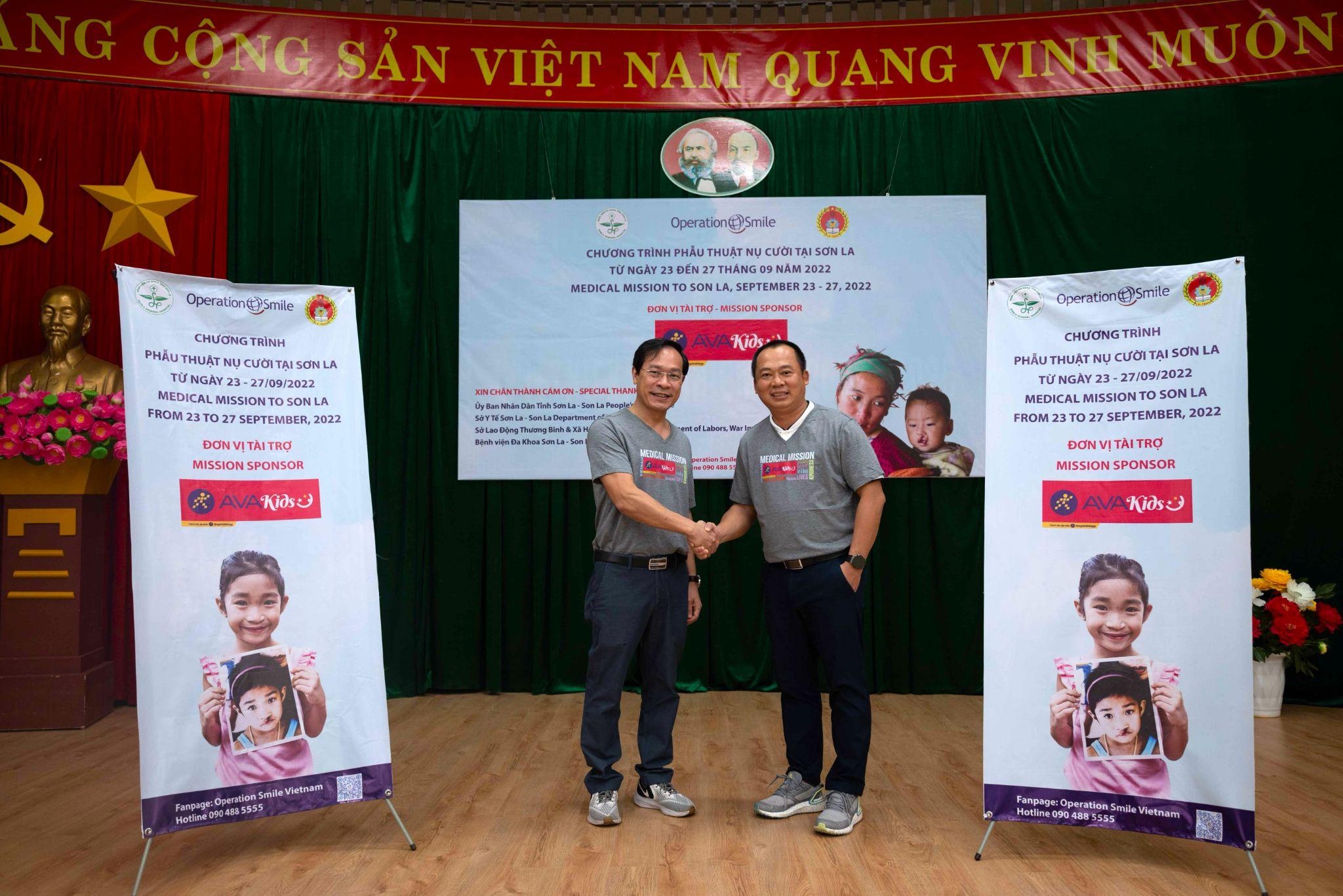 tìm lại nụ cười, Operation Smile Vietnam ảnh 1 tim lai nu cuoi, Operation Smile Vietnam anh 1
