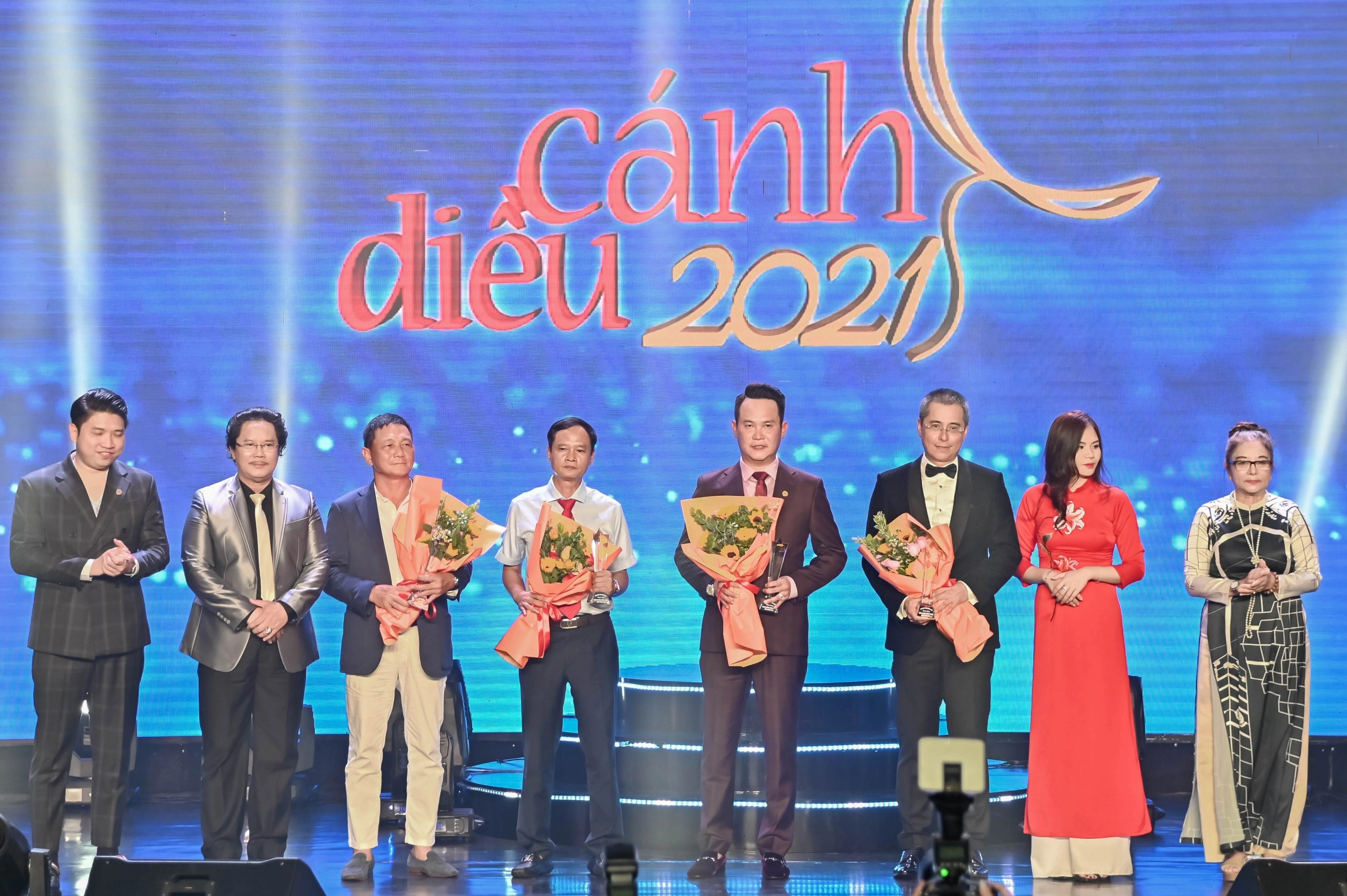 KDI Holdings dong hanh cung Khanh Hoa thuc day du lich hinh anh