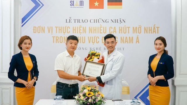 VTM Siam Thailand nhan giai top 10 'The best of Vietnam 2022' hinh anh