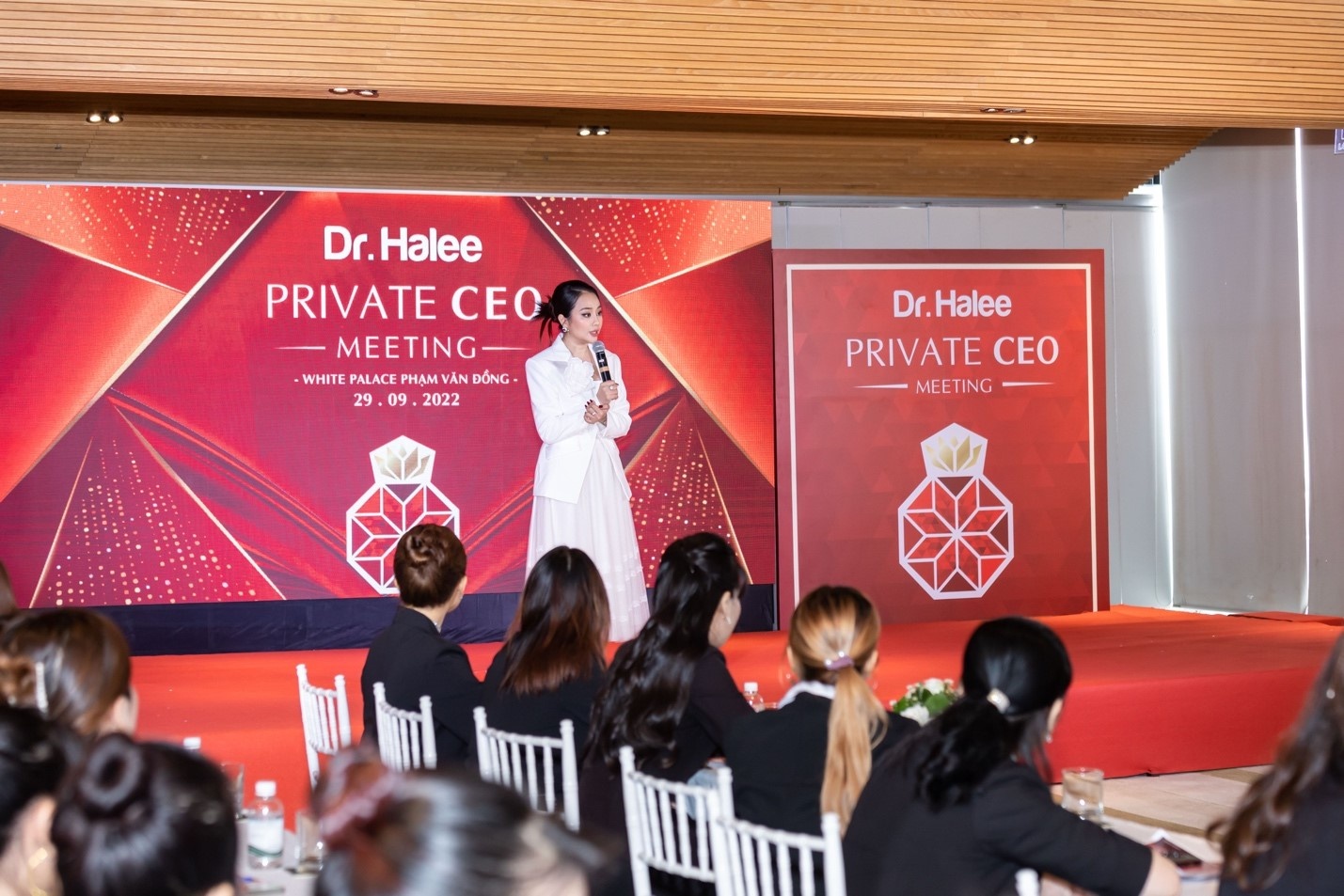 My pham cham soc da anh 3