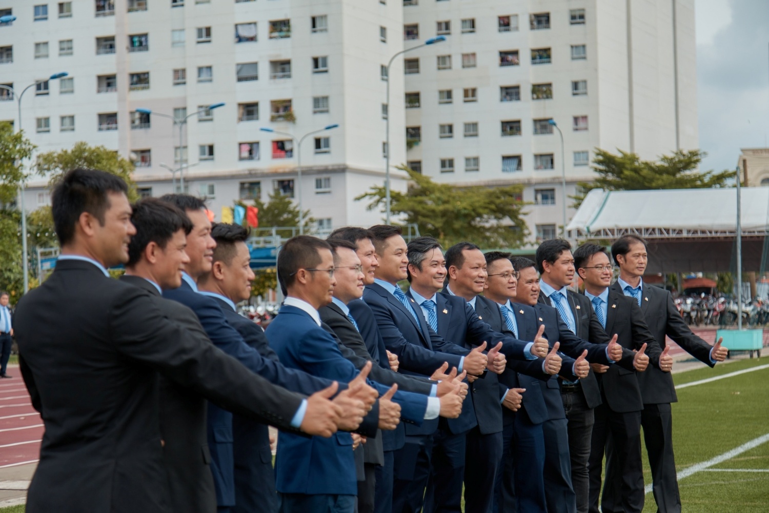 Tap doan Hoa Binh,  cong ty xay dung anh 7