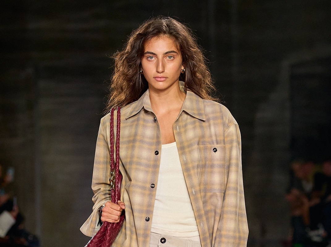Bottega Veneta Xuan He 2023 - mot the gioi ton vinh moi ca tinh hinh anh