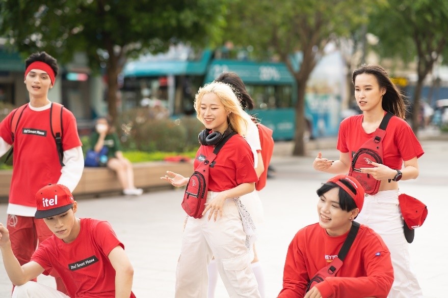 Mang di dong itel anh 4