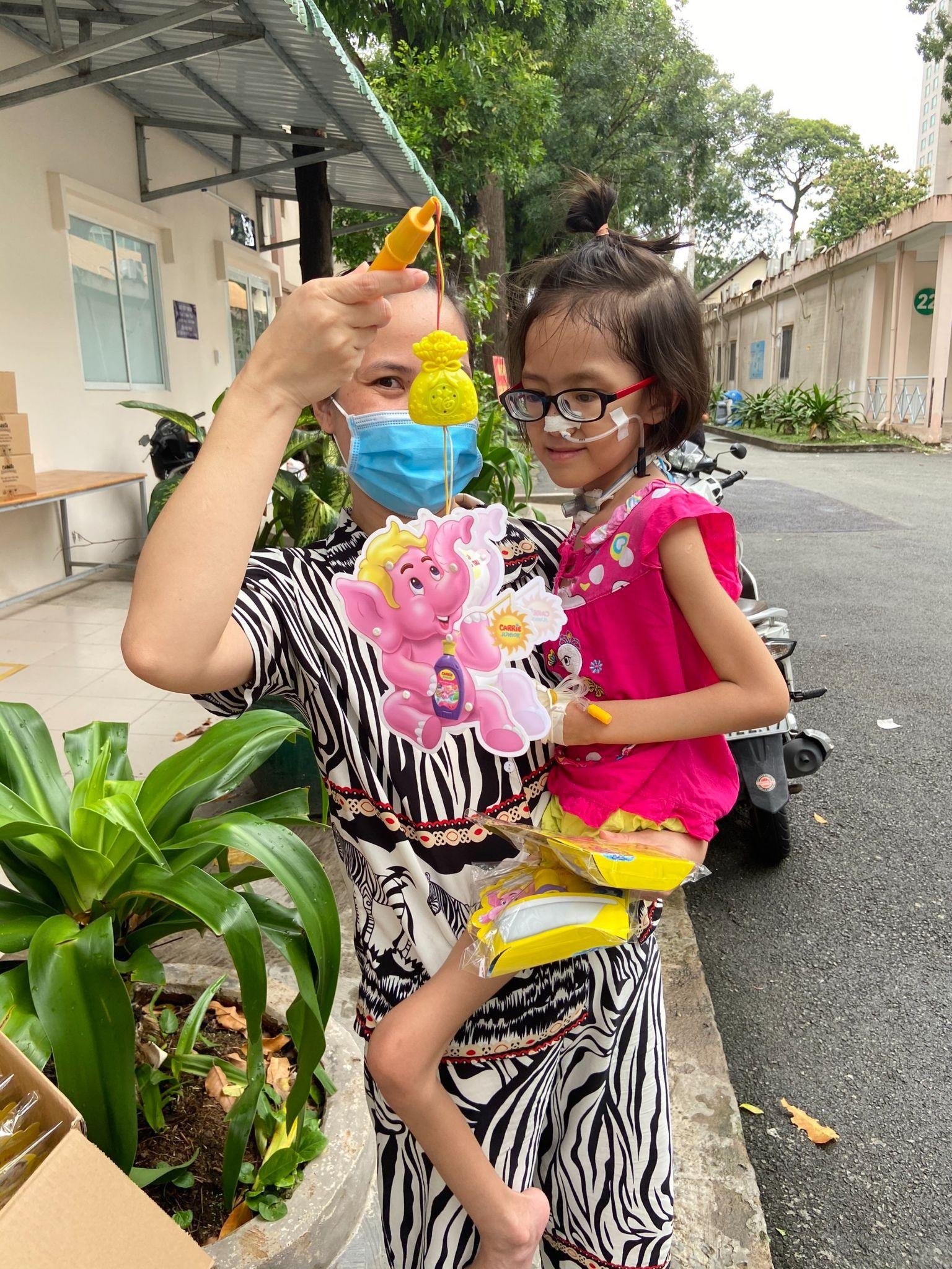 Carrie Junior,  voi hong anh 3