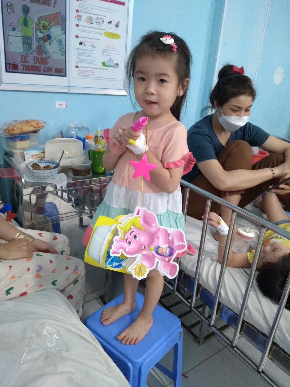 Carrie Junior,  voi hong anh 9