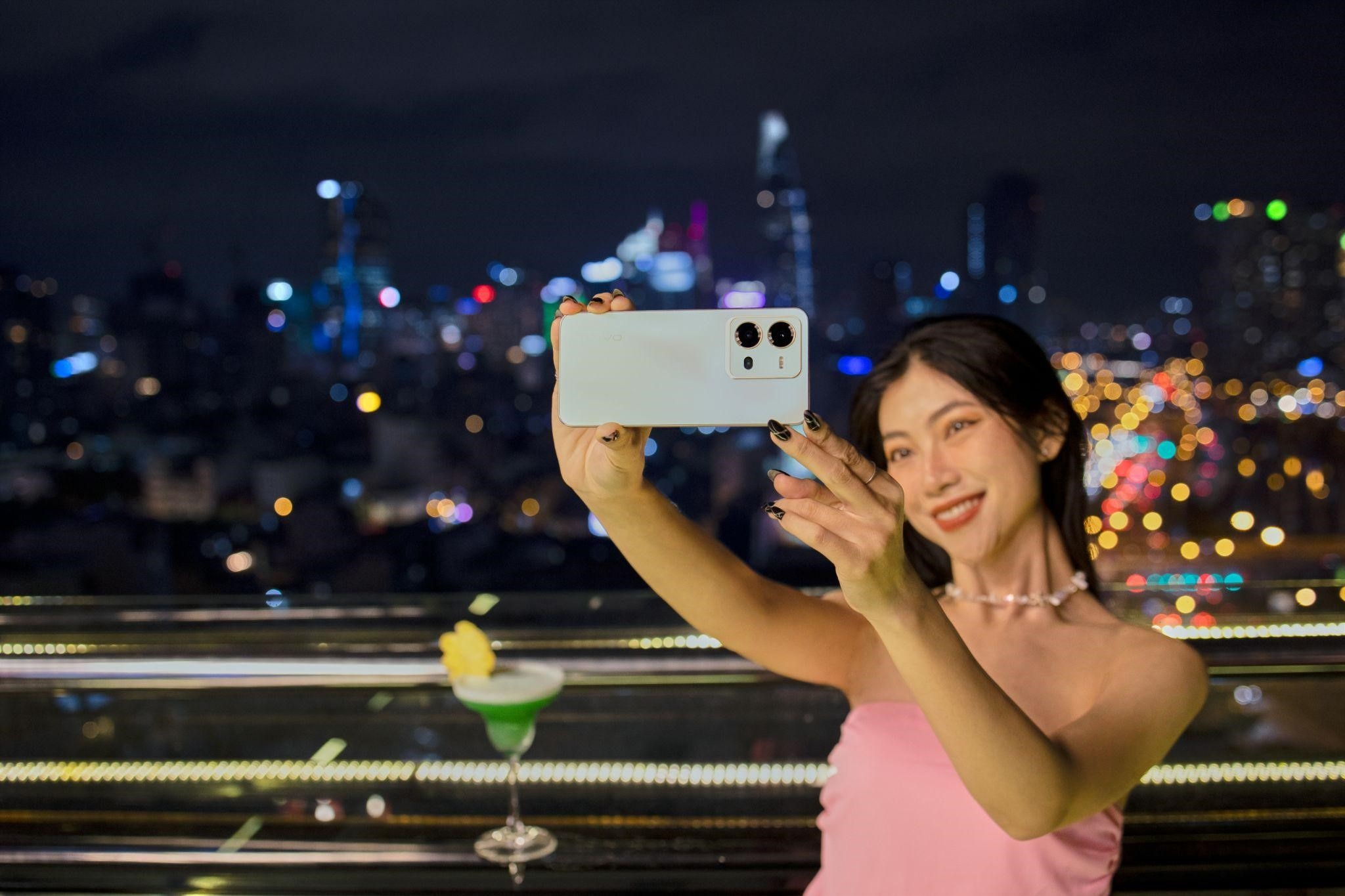 vivo V25 series anh 5