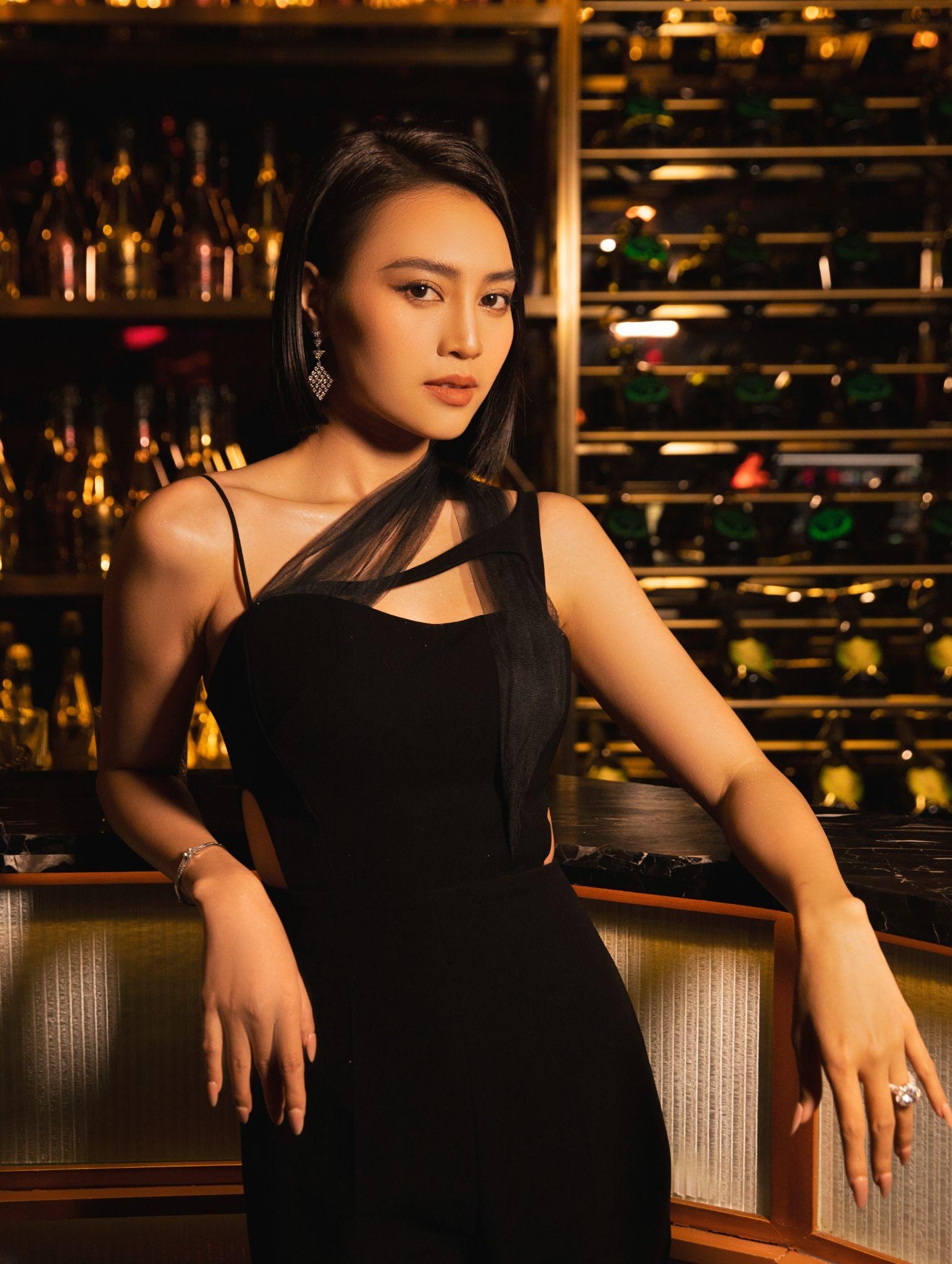 Co gai tu qua khu,  phim anh 2