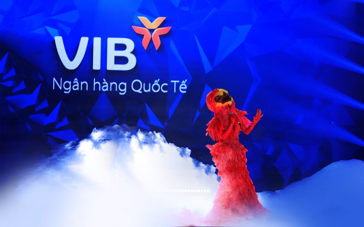 VIB dua thuong hieu den gan nguoi tre qua The Masked Singer hinh anh