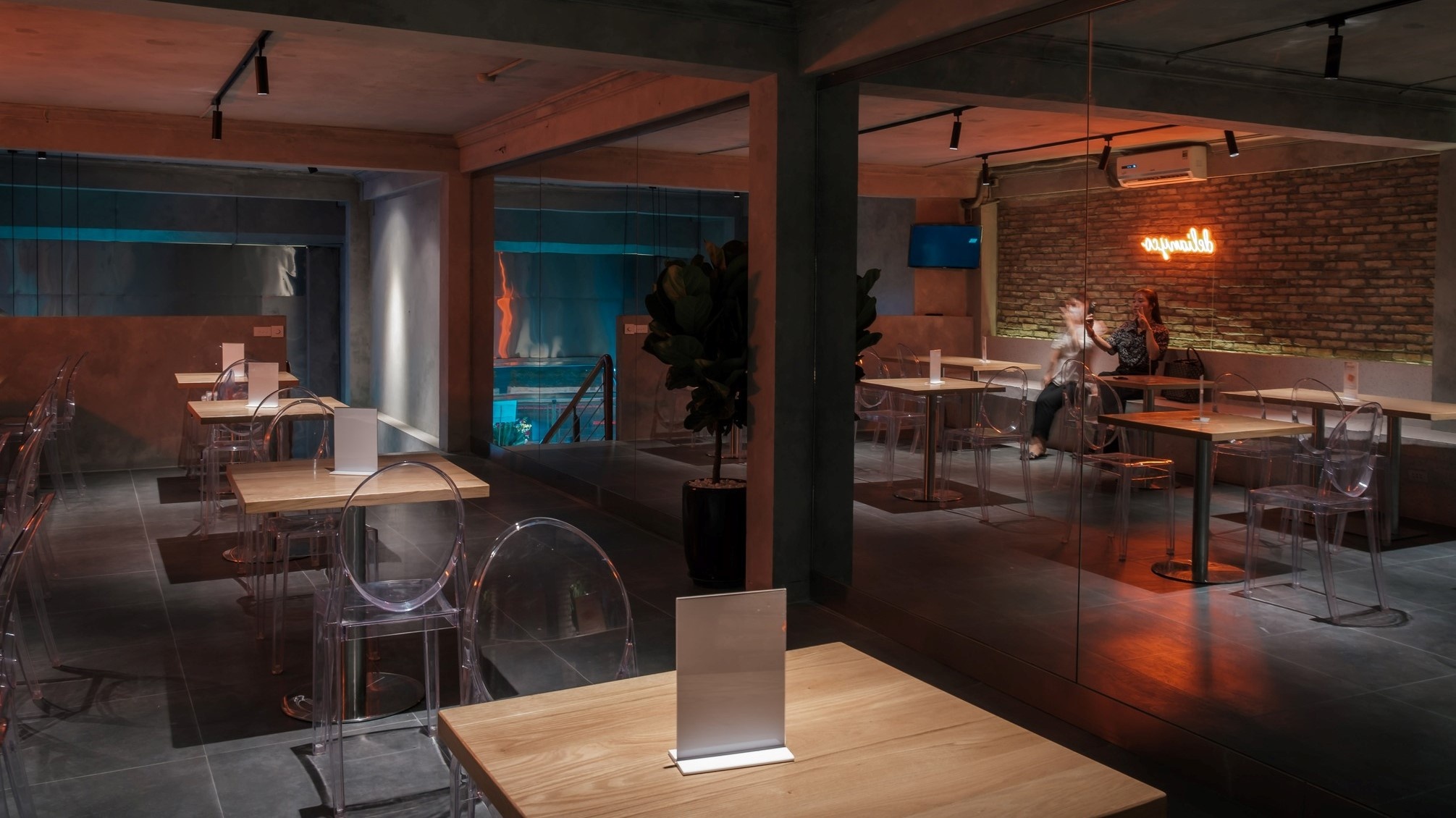 cloud kitchen,  bếp trên mây ảnh 2 cloud kitchen,  bep tren may anh 2