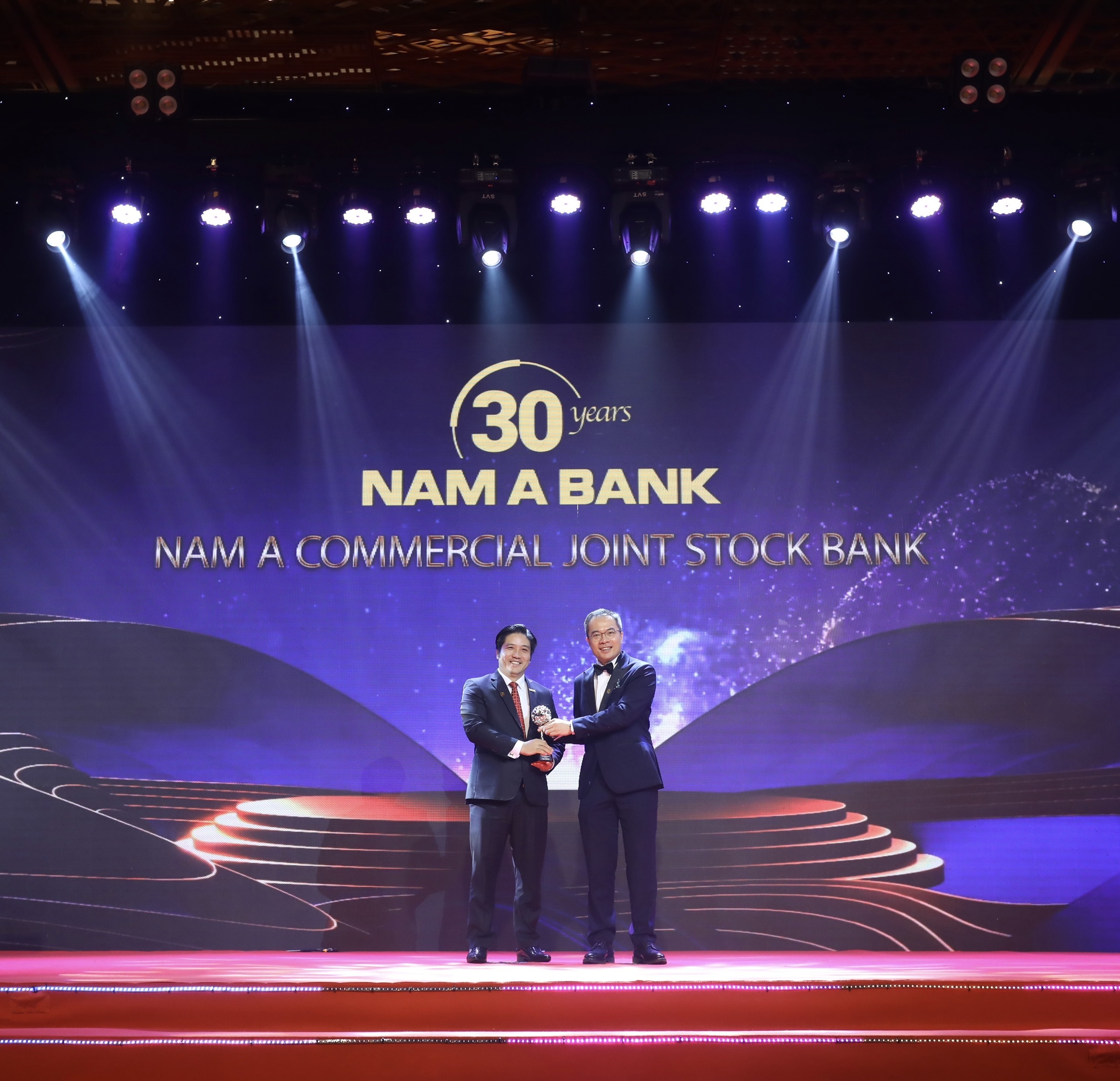 Nam A Bank anh 1