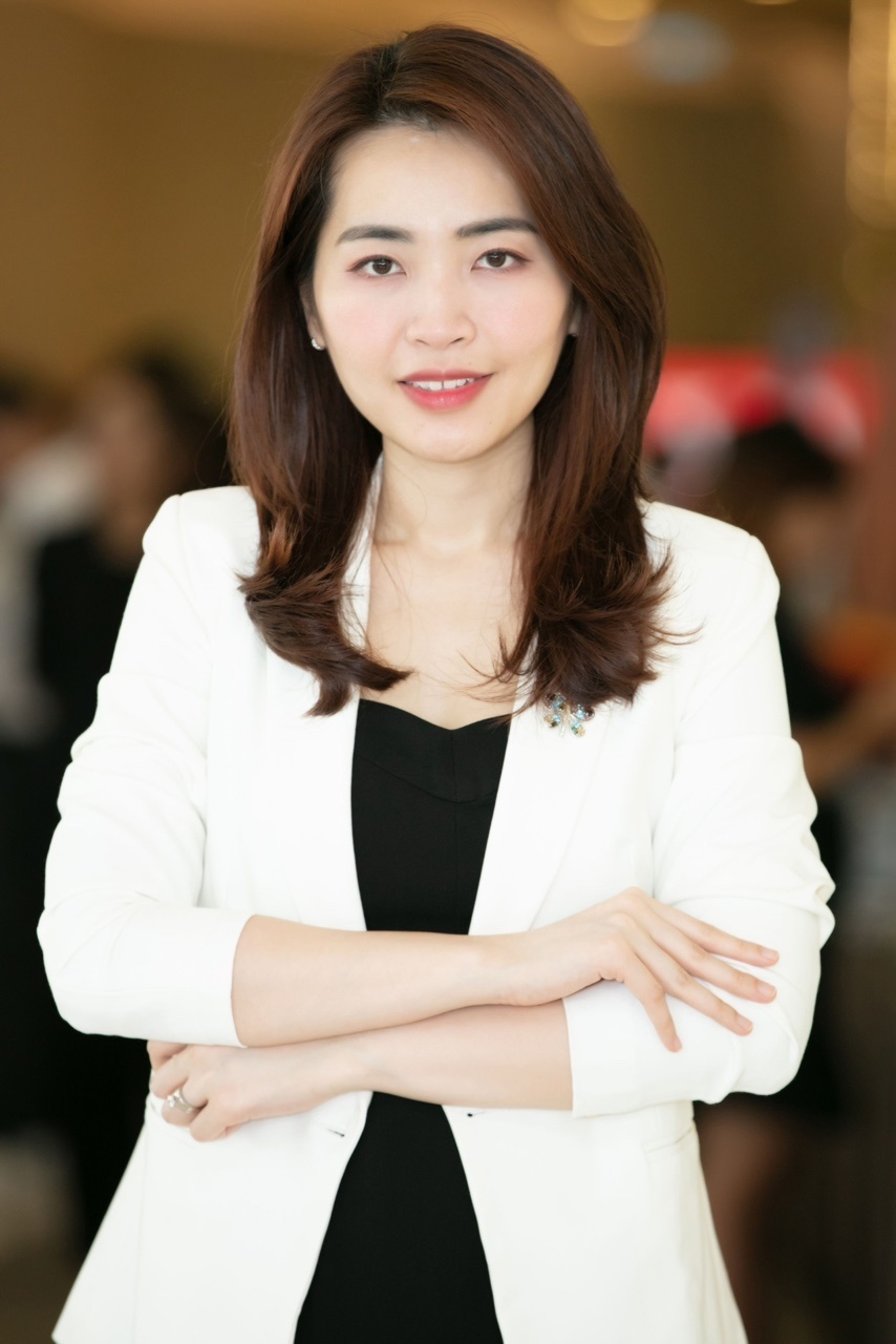 Lazada,  lanh dao nu anh 5