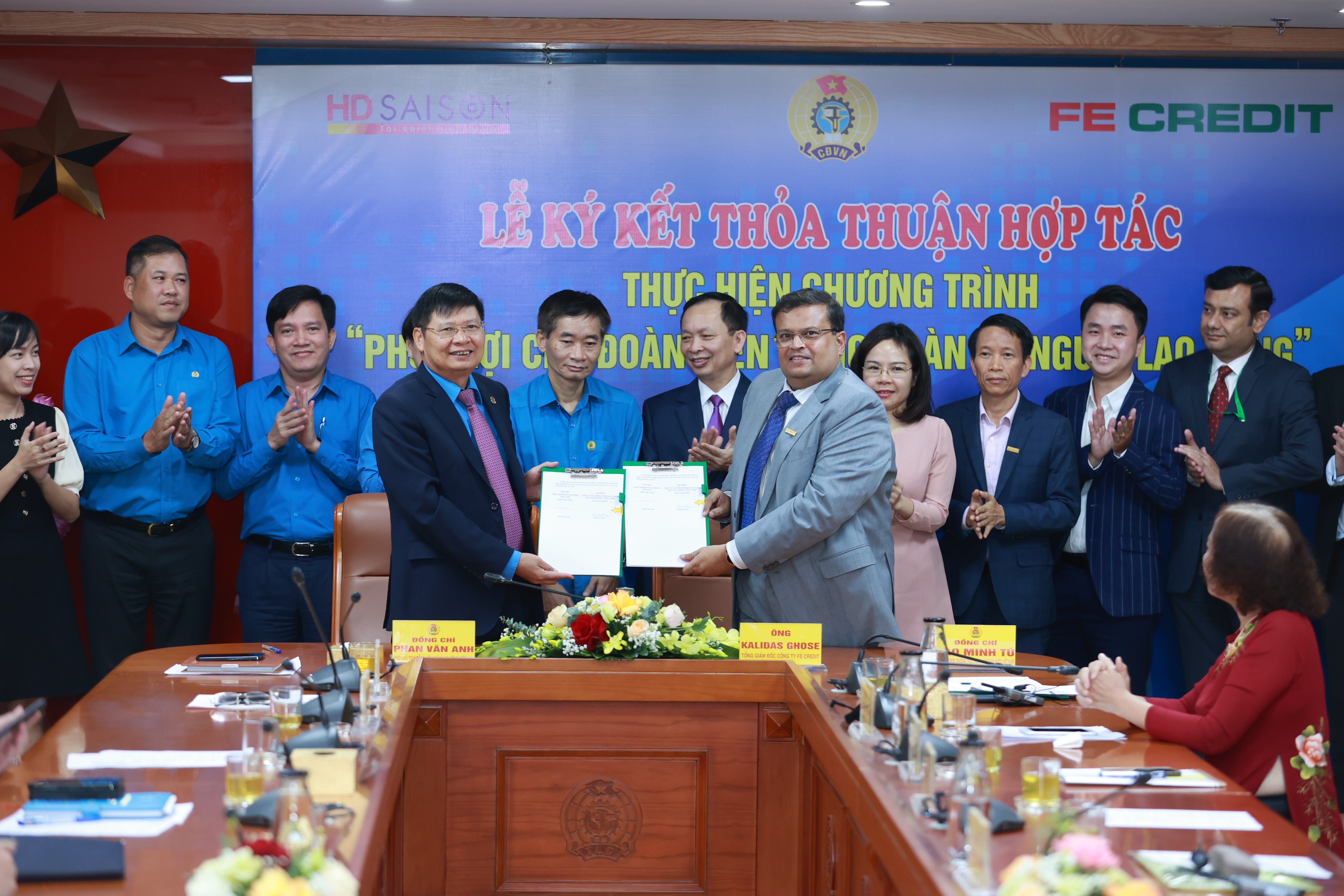 'Goi vay tieu dung 20.000 ty dong sap den tay nguoi lao dong' hinh anh