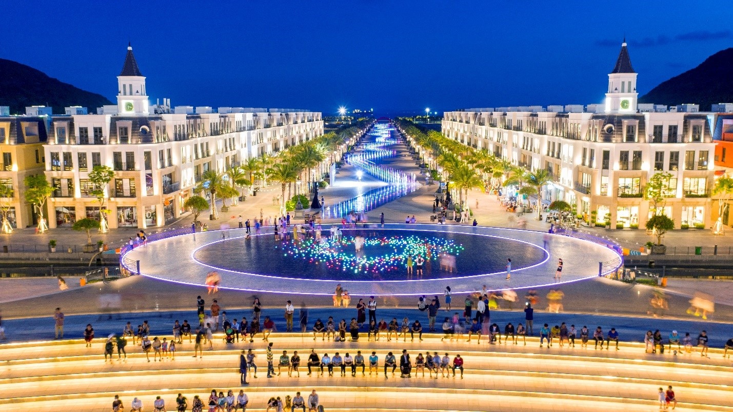 MerryLand Quy Nhon anh 1