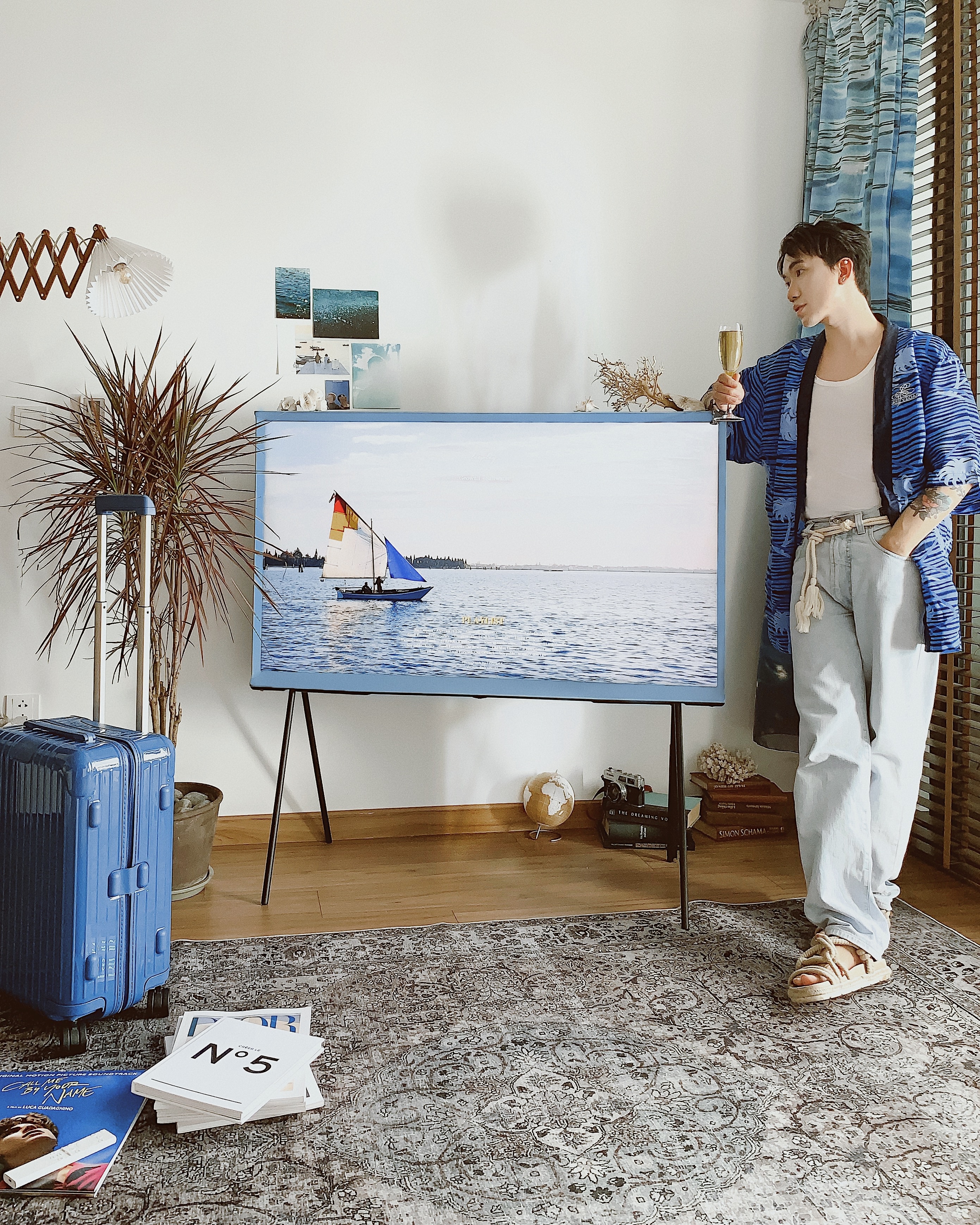 TV Samsung The Serif ảnh 3 TV Samsung The Serif anh 3