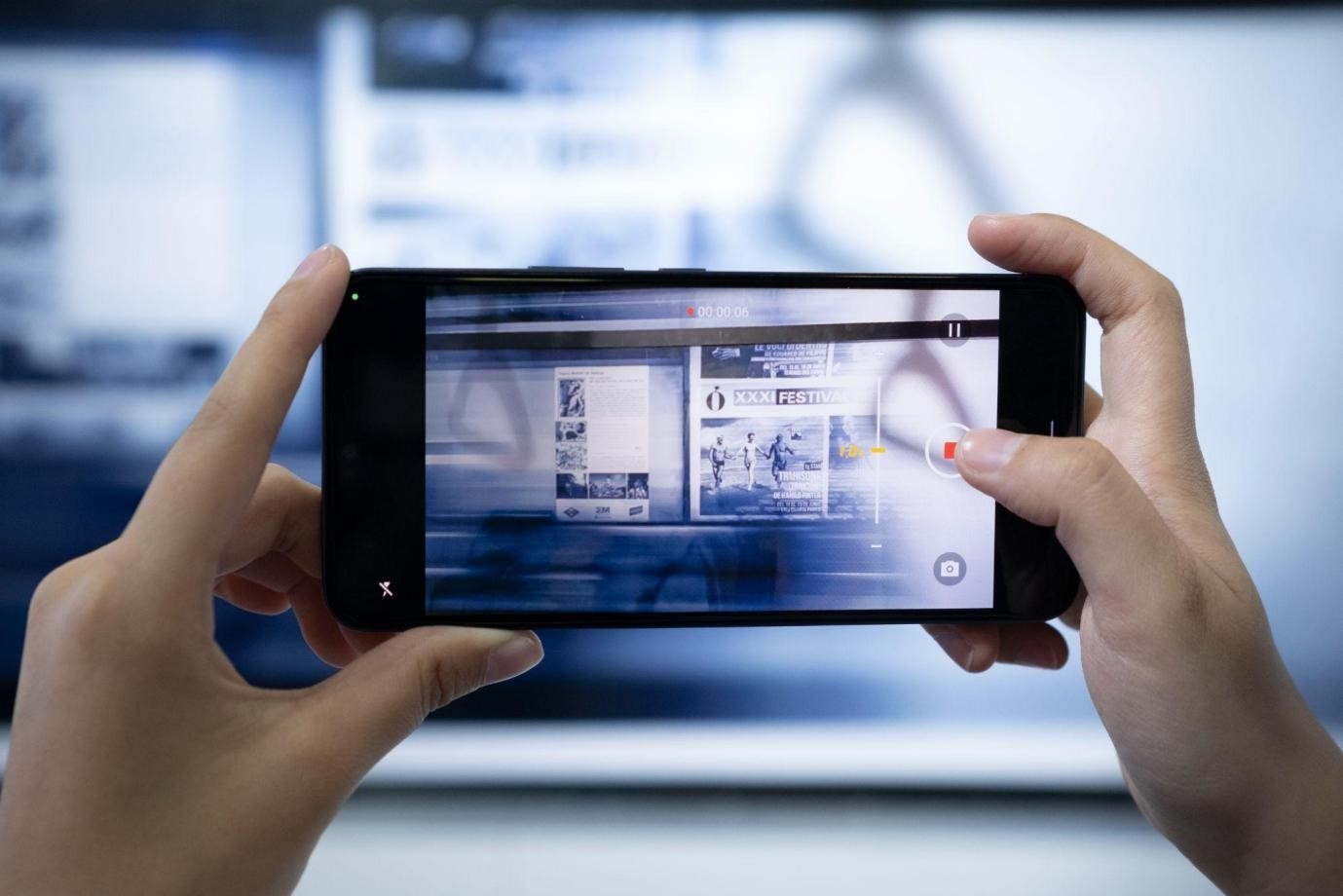 Vivo V25e ảnh 9 Vivo V25e anh 9