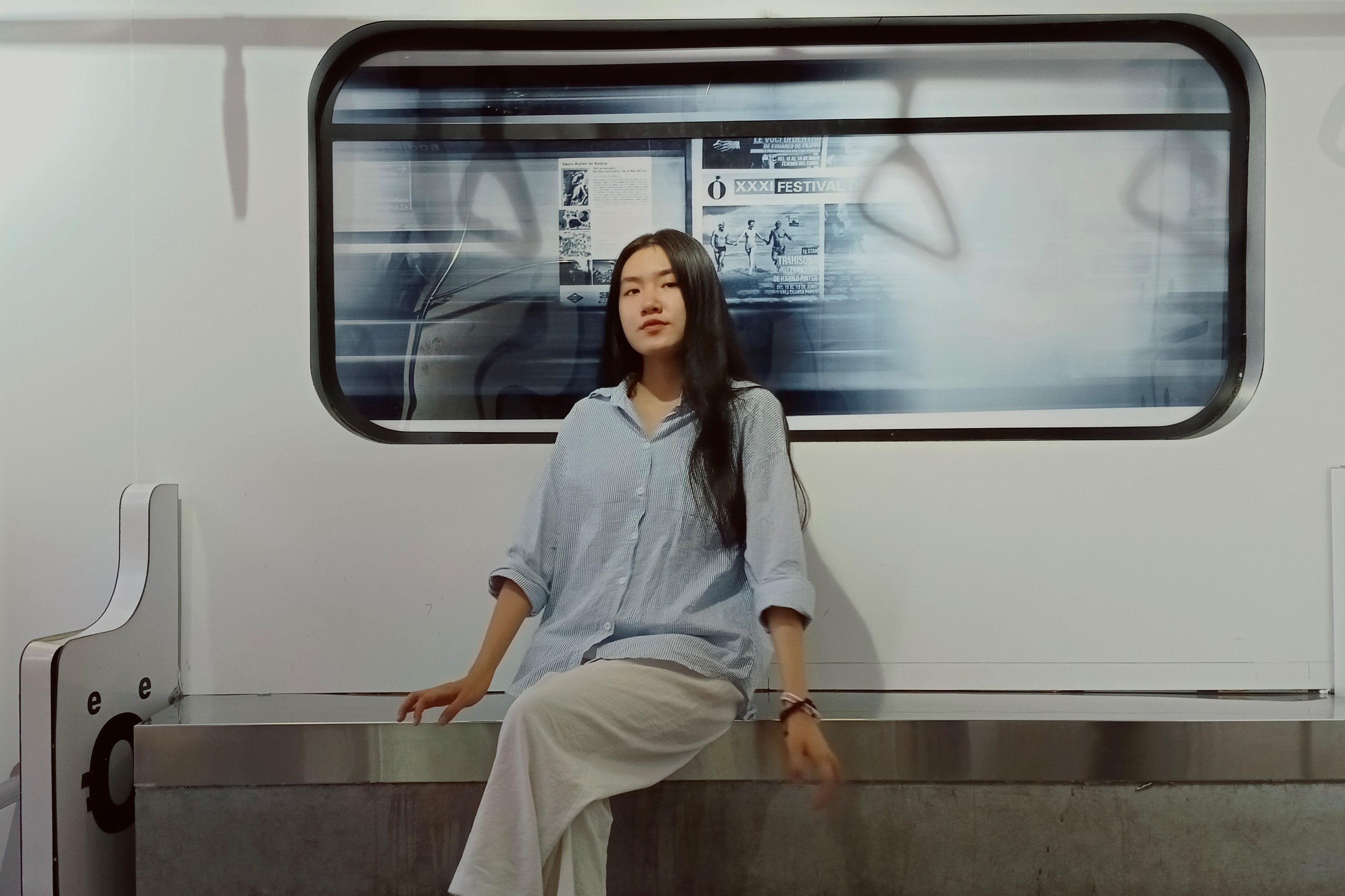 Vivo V25e ảnh 1 Vivo V25e anh 1