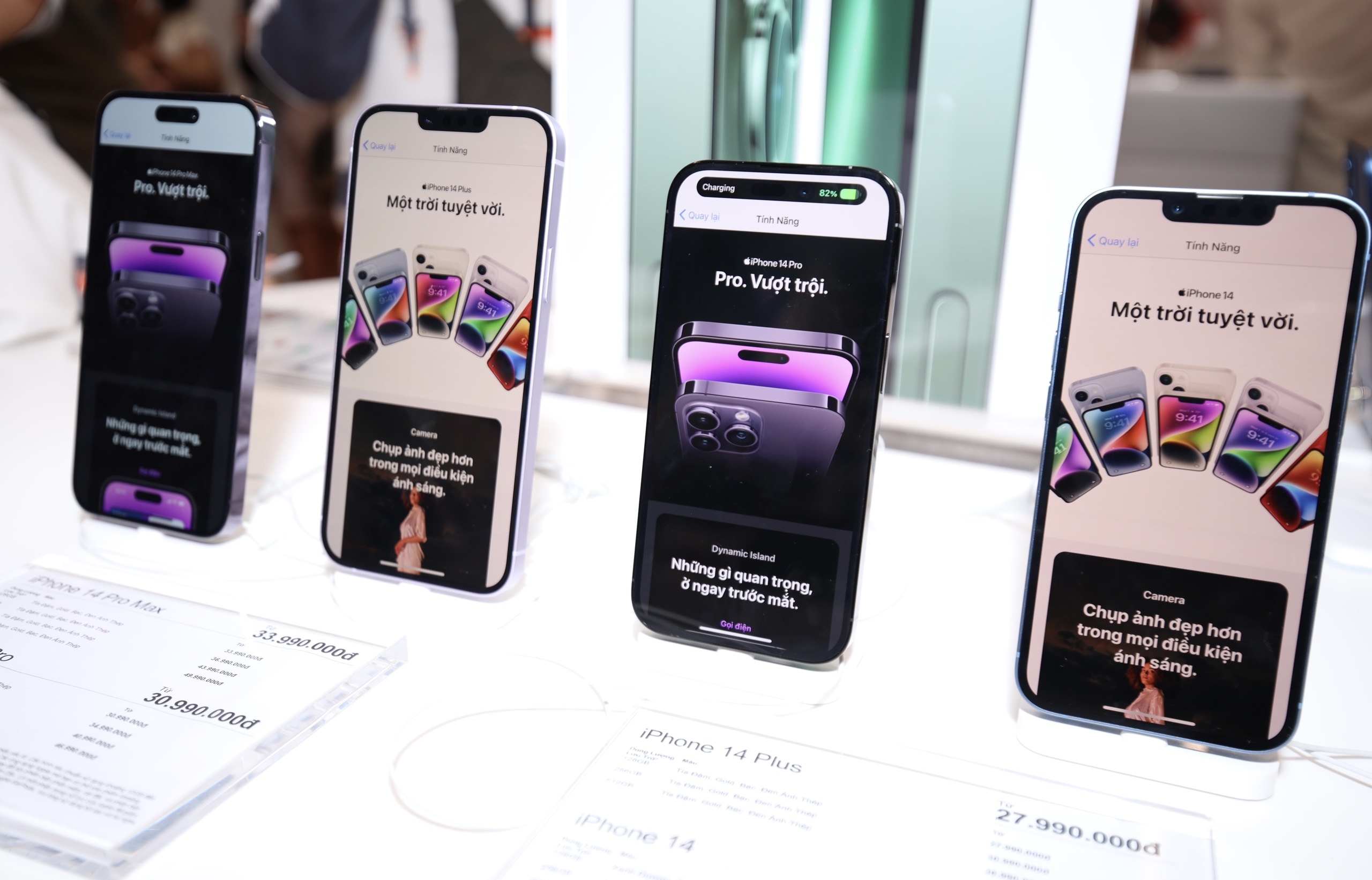 Tu 0h ngay 14/10, TopZone mo ban iPhone 14 series hinh anh