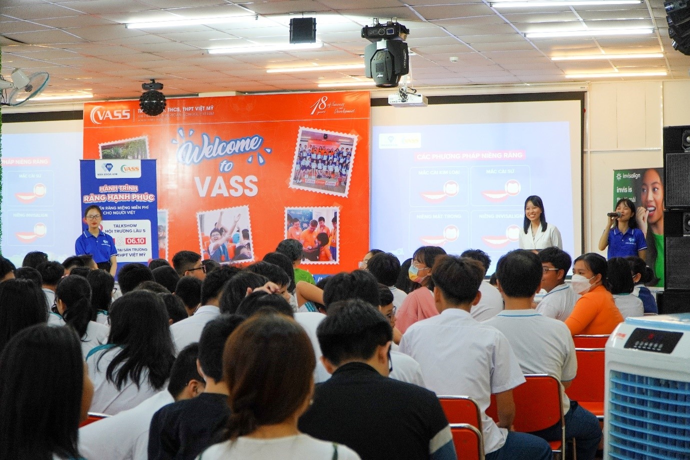 nu cuoi,  cham soc rang anh 3