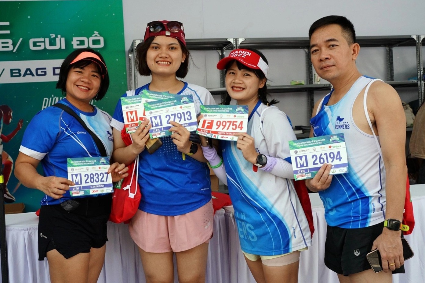 VPBank Hanoi Marathon 2022 truoc gio 'G' hinh anh