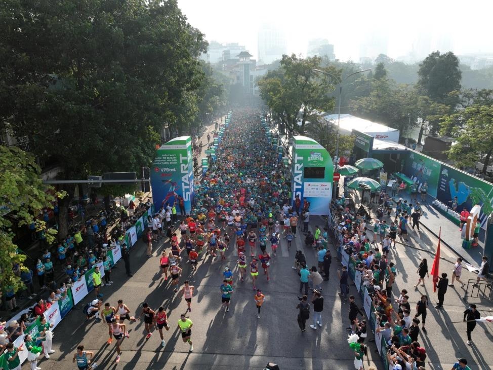 VPBank Ha Noi Marathon anh 1