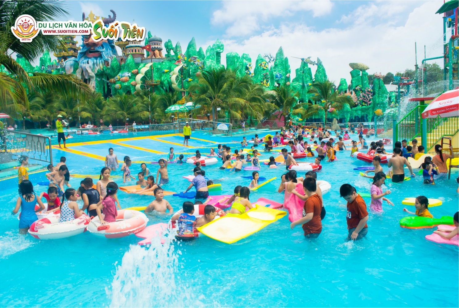 Suoi Tien,  bien Tien Dong anh 4