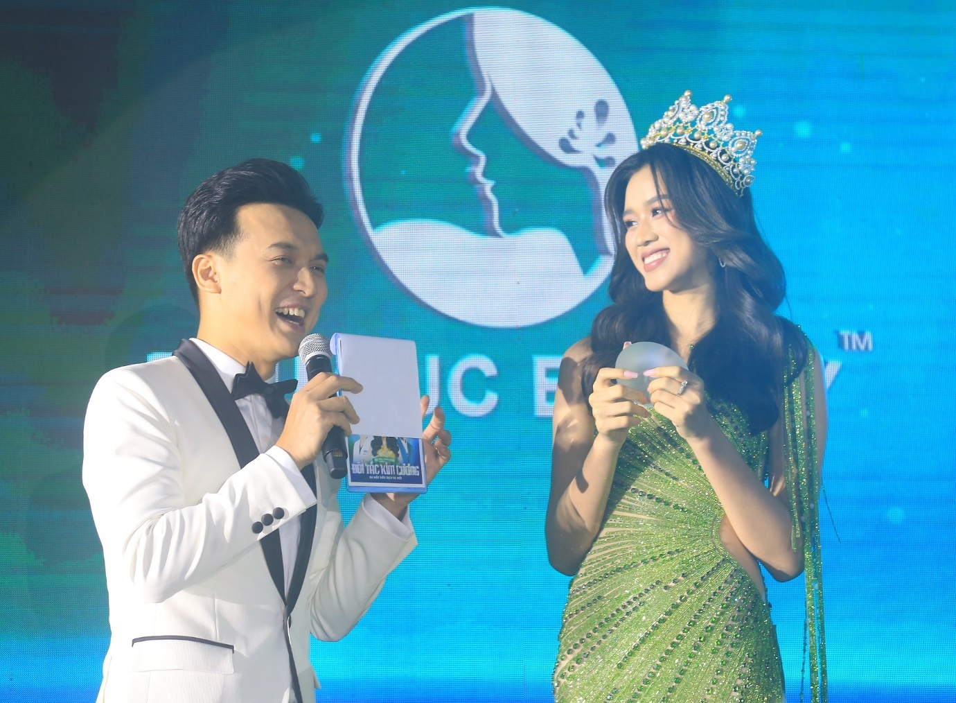 Benh vien tham my Thu Cuc ra mat dich vu doc quyen cao cap hinh anh
