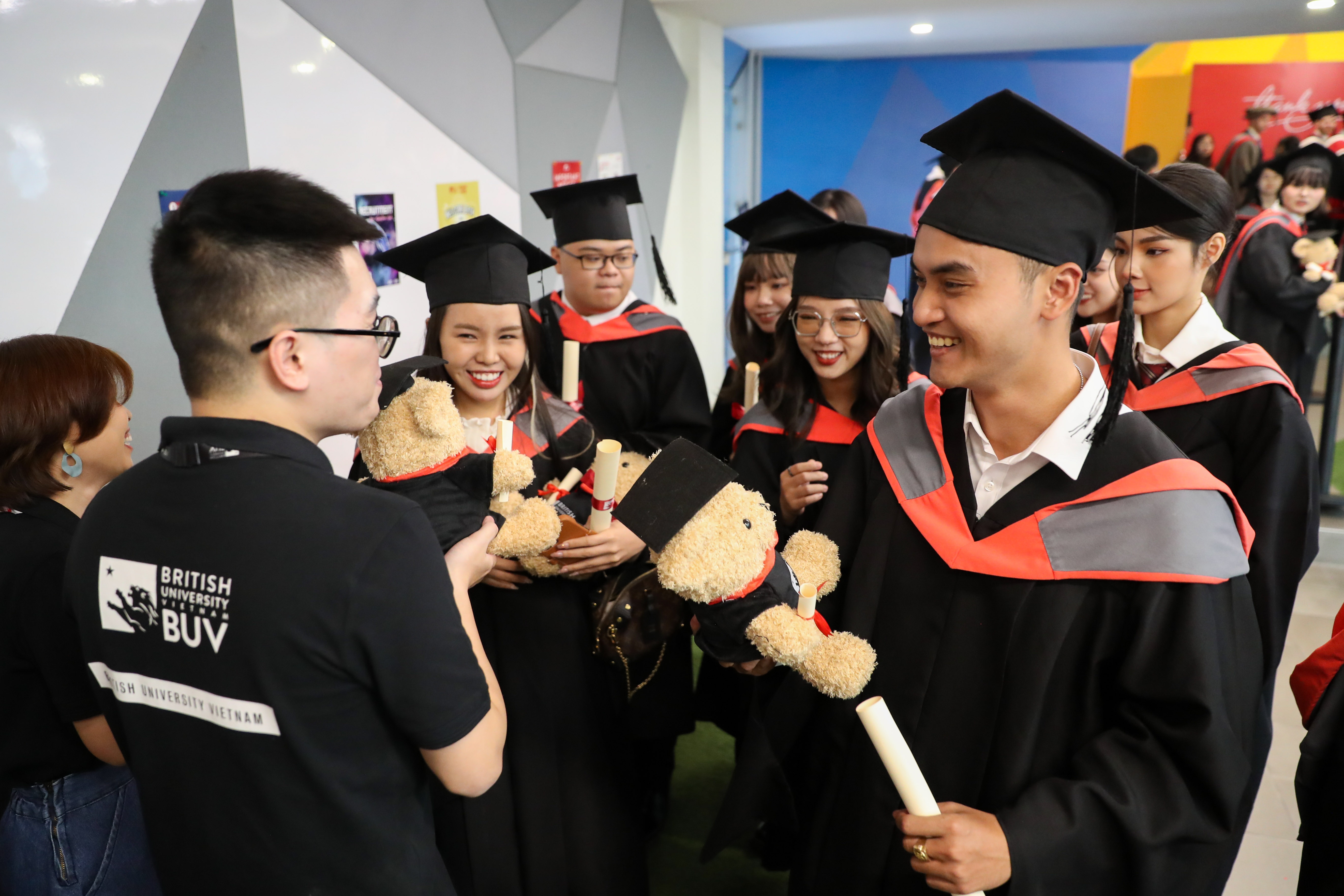 Dai hoc Anh Quoc VN anh 15