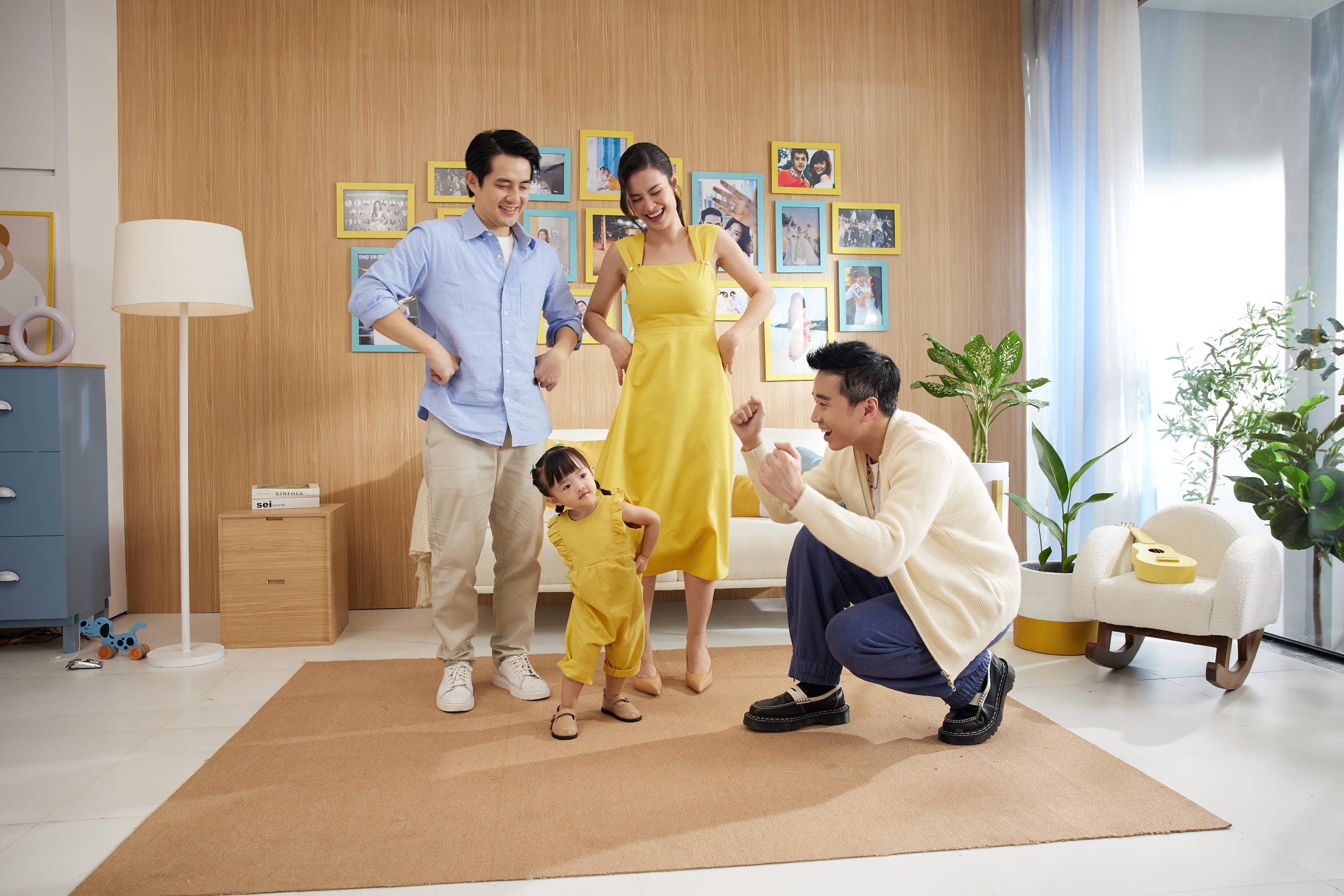 Dong Nhi,  Karik anh 1