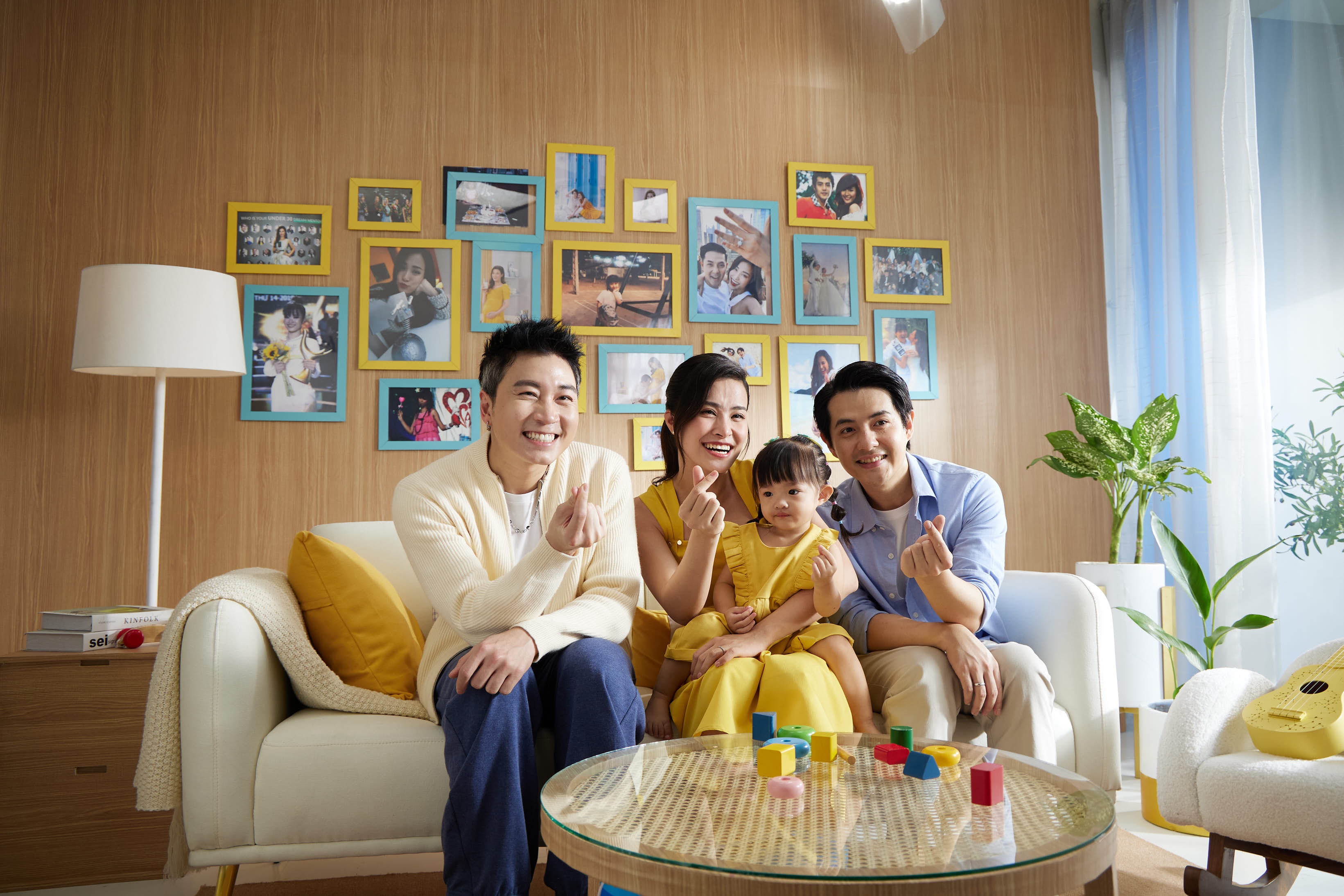 Dong Nhi,  Karik anh 2