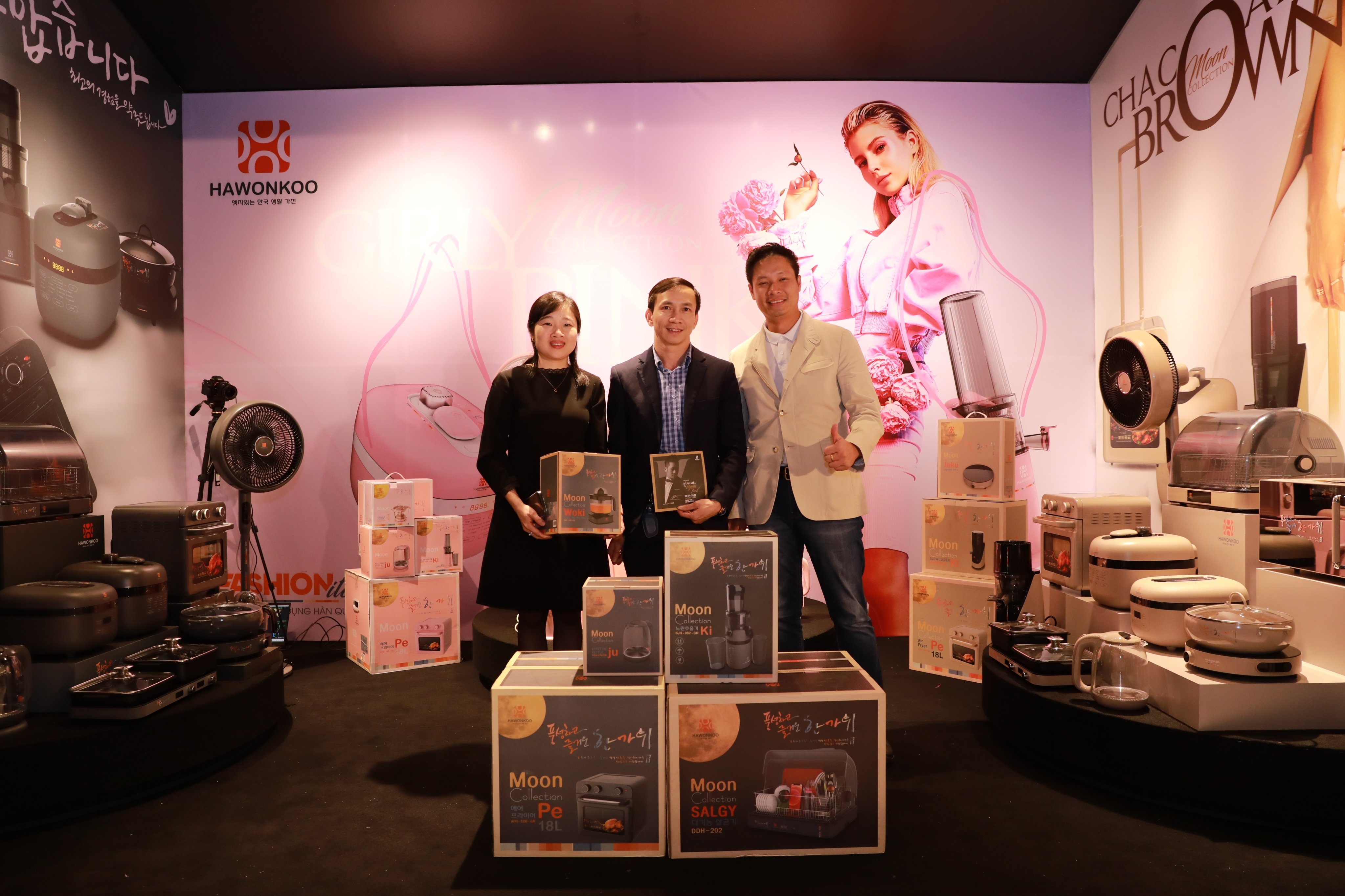 Moon Collection,  Hawonkoo anh 5