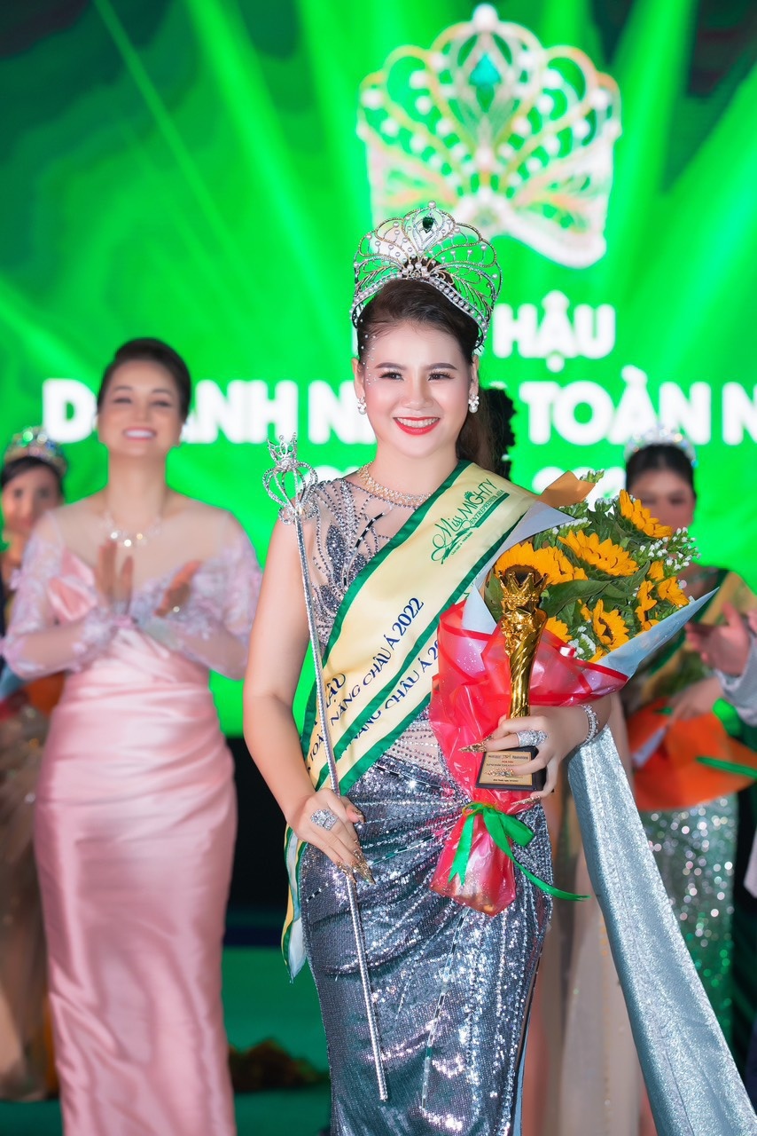 hoa hau,  Truong Son Media anh 1