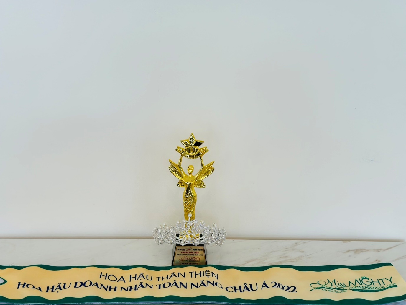 hoa hau,  Truong Son Media anh 4