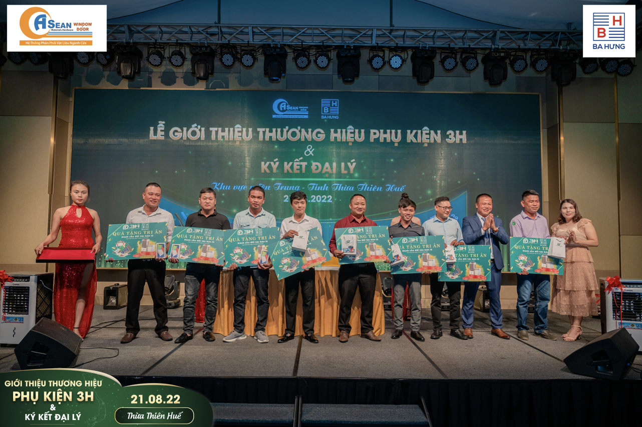 phụ kiện cửa ảnh 3 phu kien cua anh 3