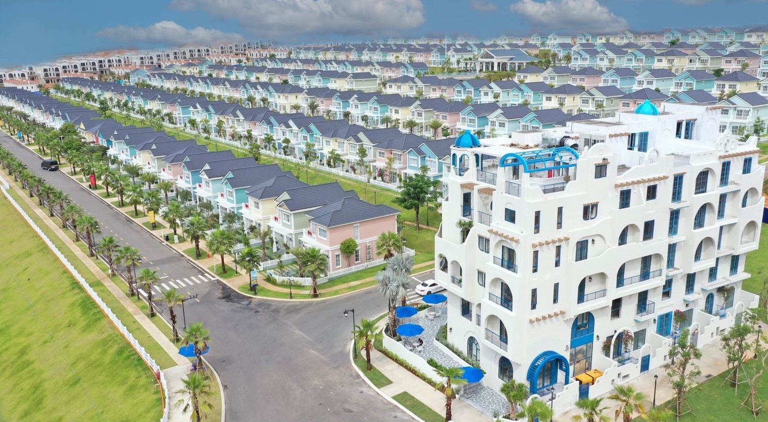 Nhan dien bat dong san du lich tiem nang hinh anh