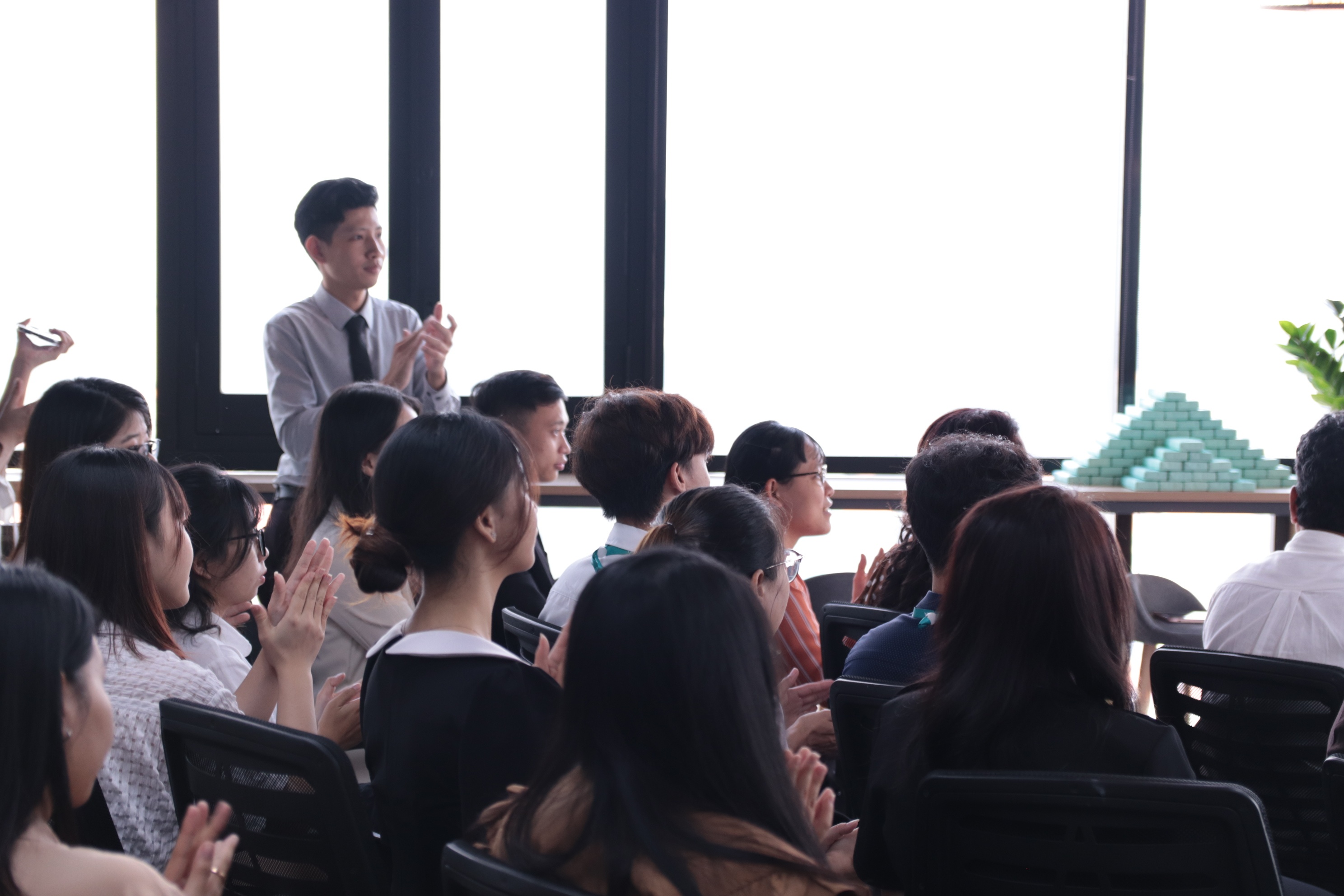 marketing,  truyen thong anh 2